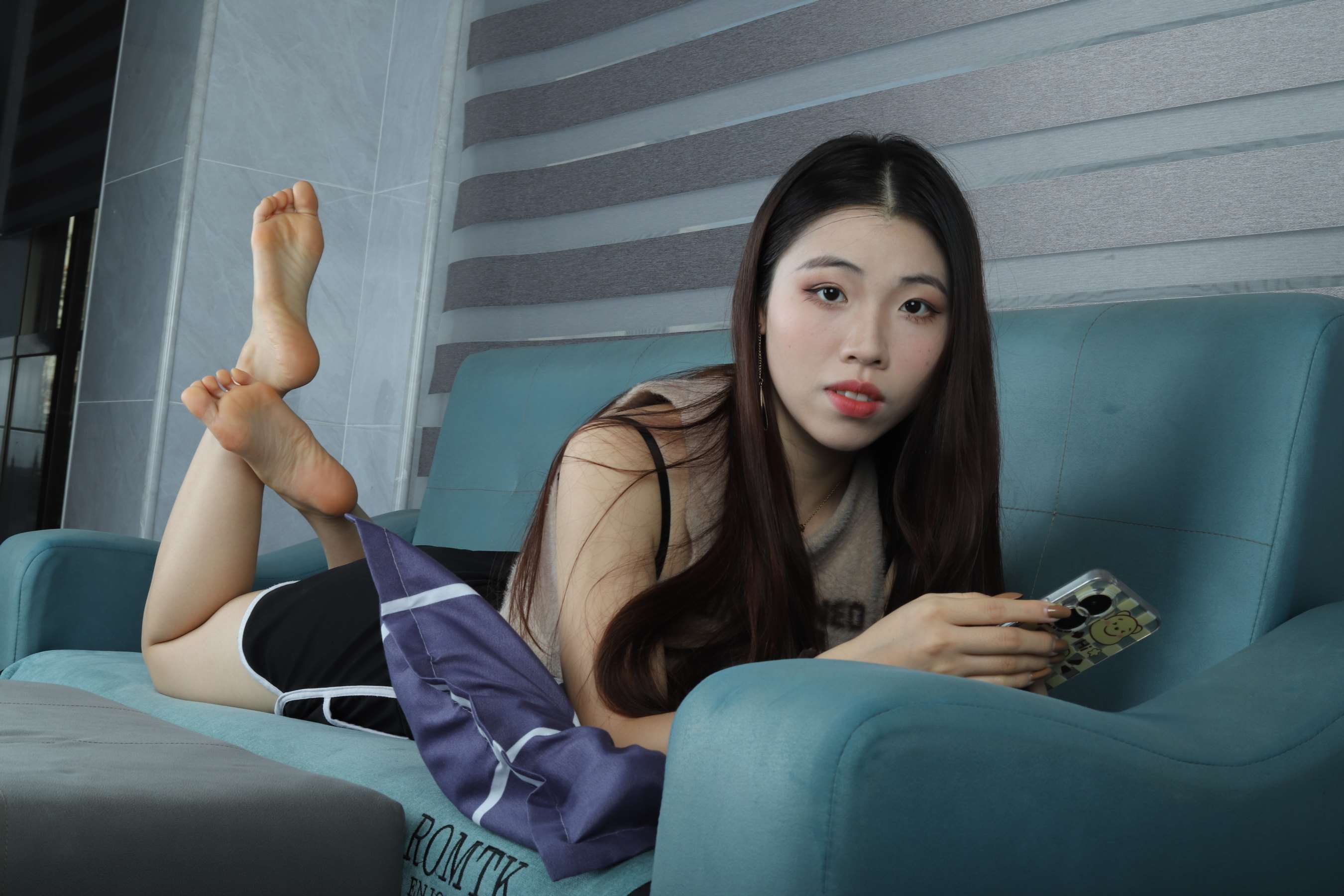 《爆炒飞飞的美脚》作品图