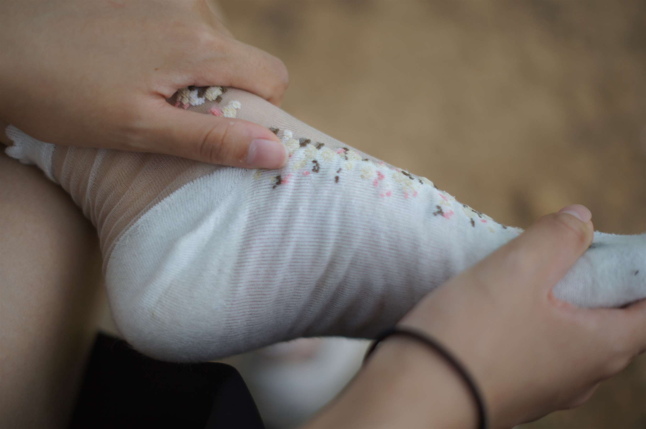 《小碎花玻璃丝袜》作品图