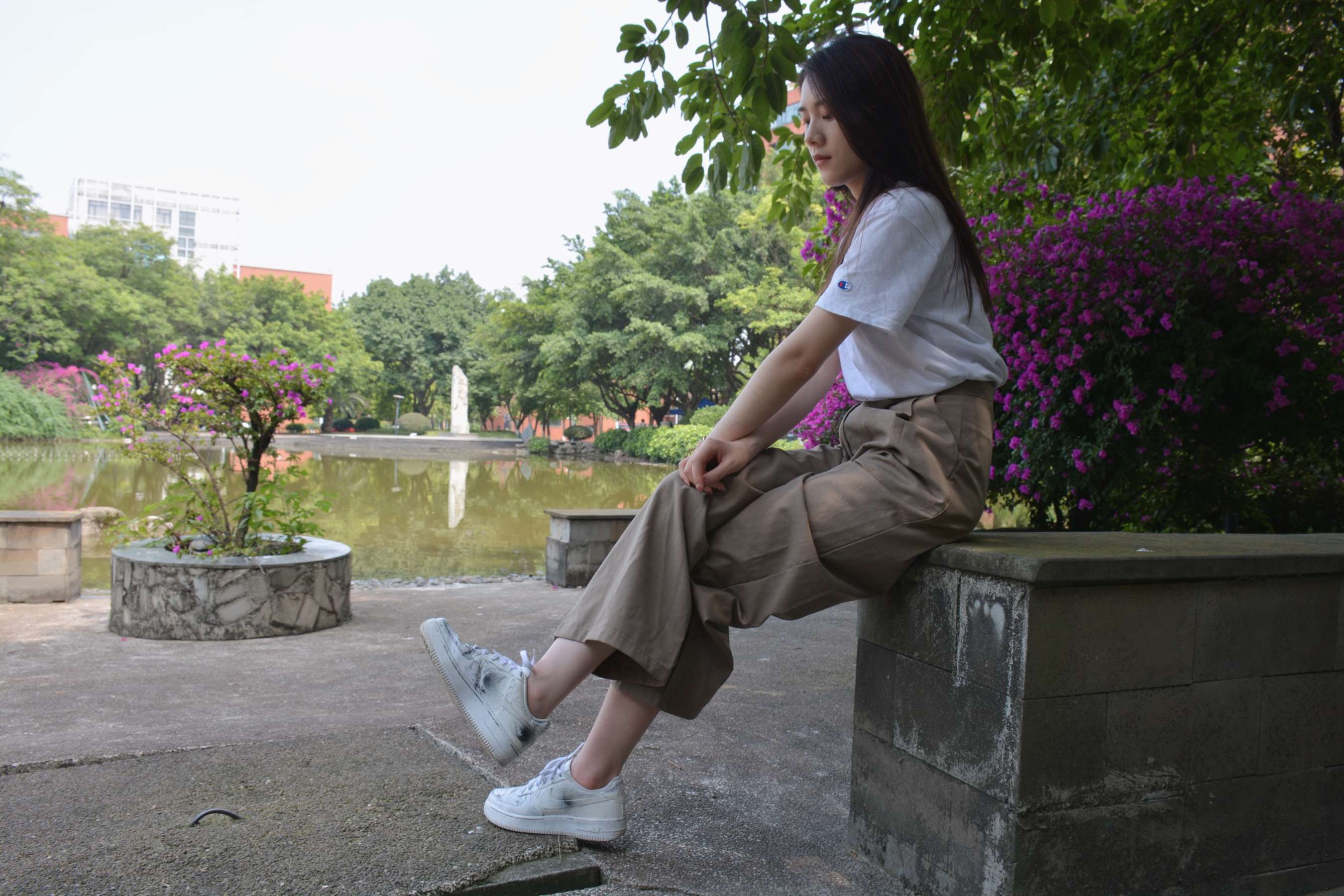 《校园游记-春花秋月何时了》作品图