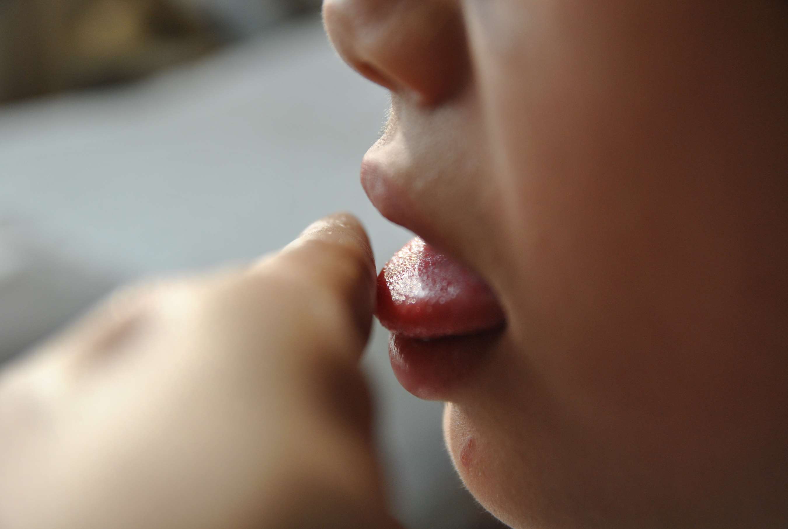 《可爱的MM精致的红甲玉足》作品图