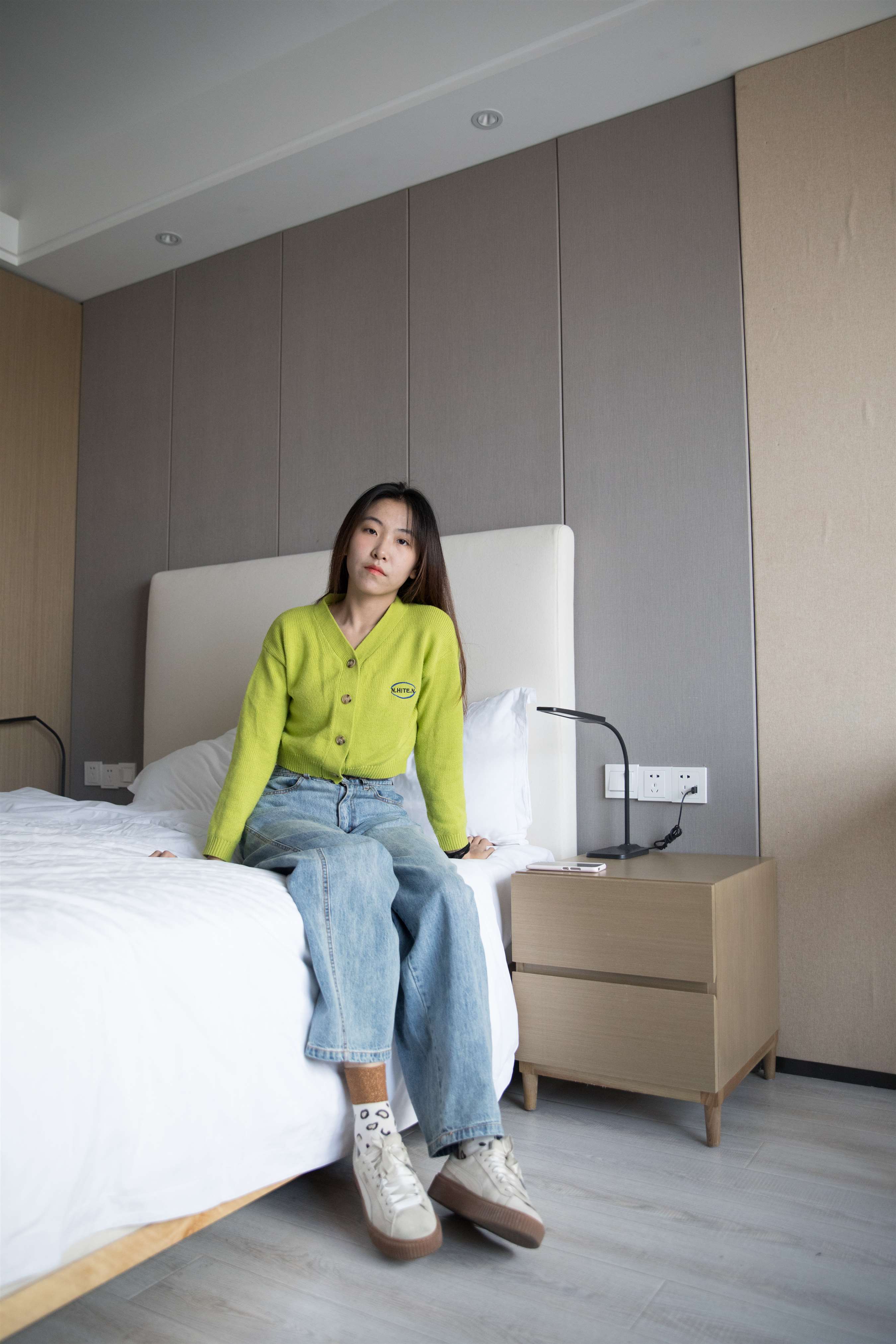 《牛仔斑点棉袜脚【视频1个网盘下载】》作品图