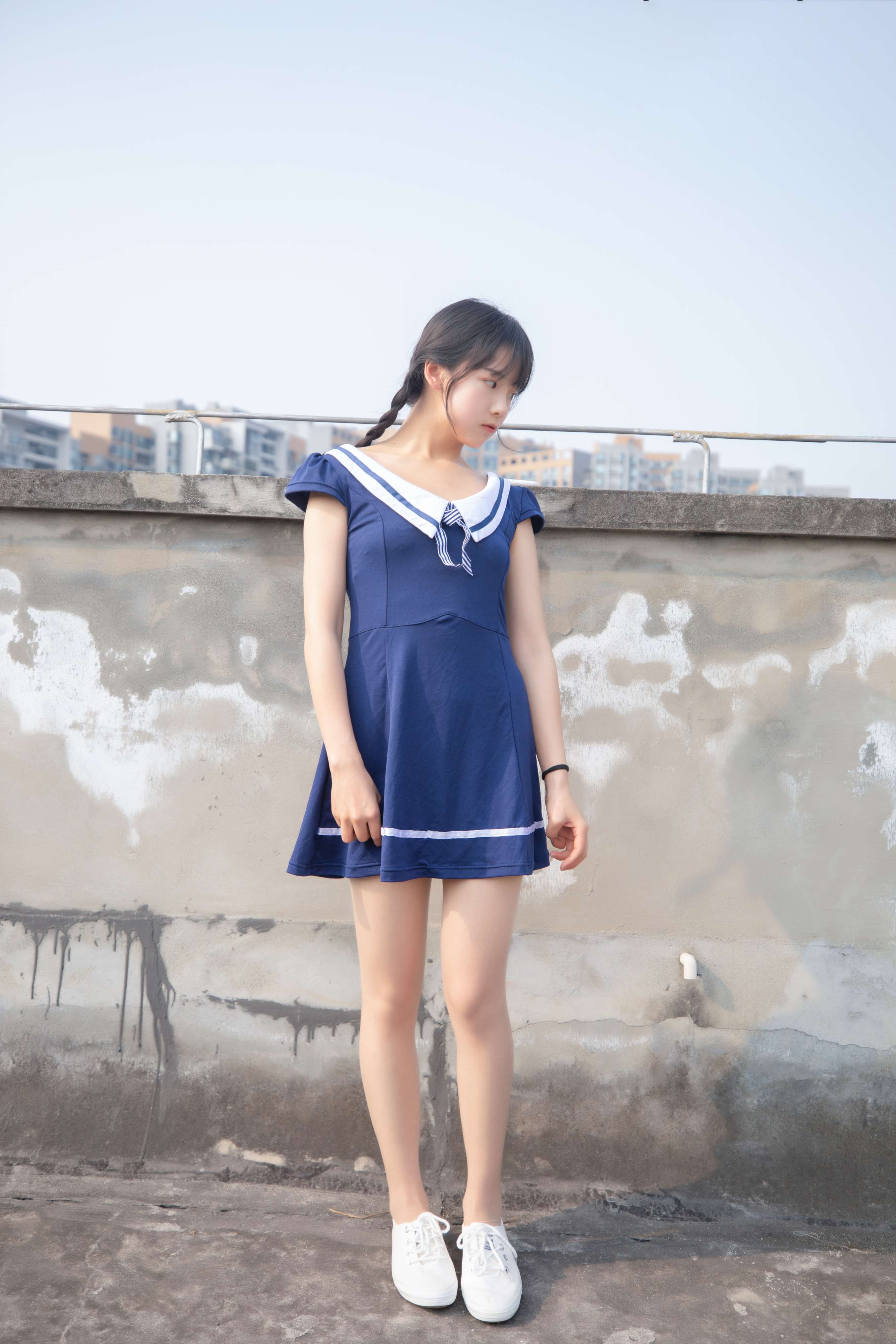 《灵唯 制服》作品图