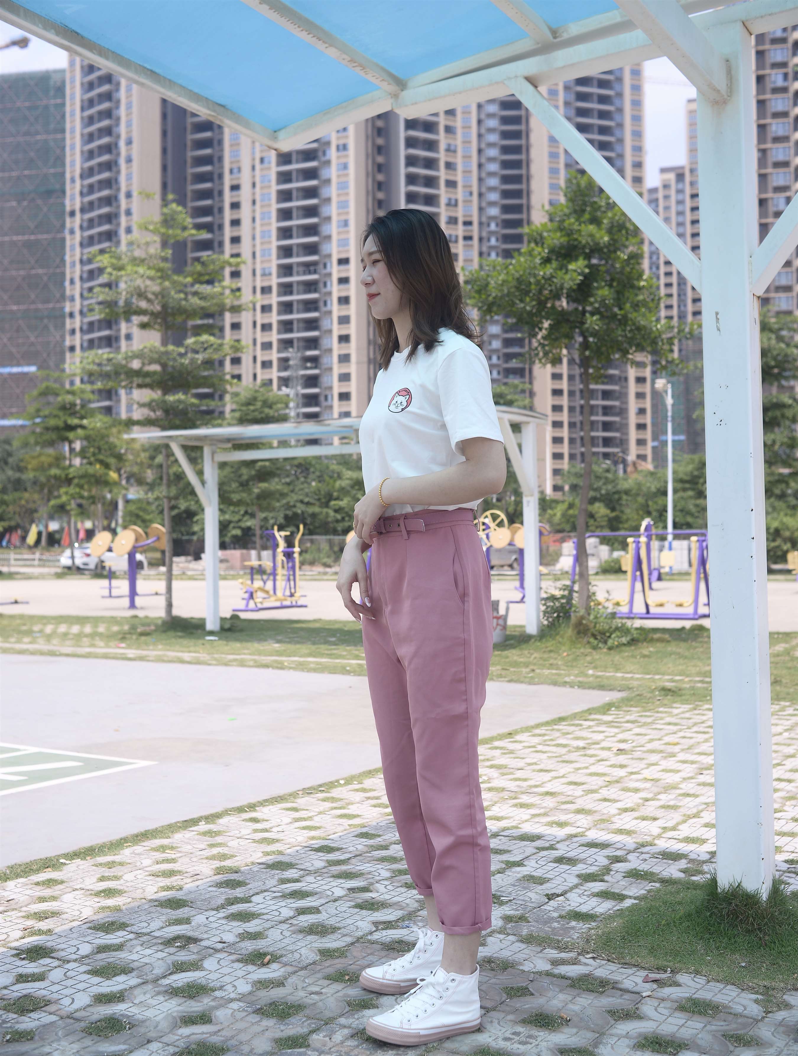 《同小区少女【套图+视频1个】》作品图