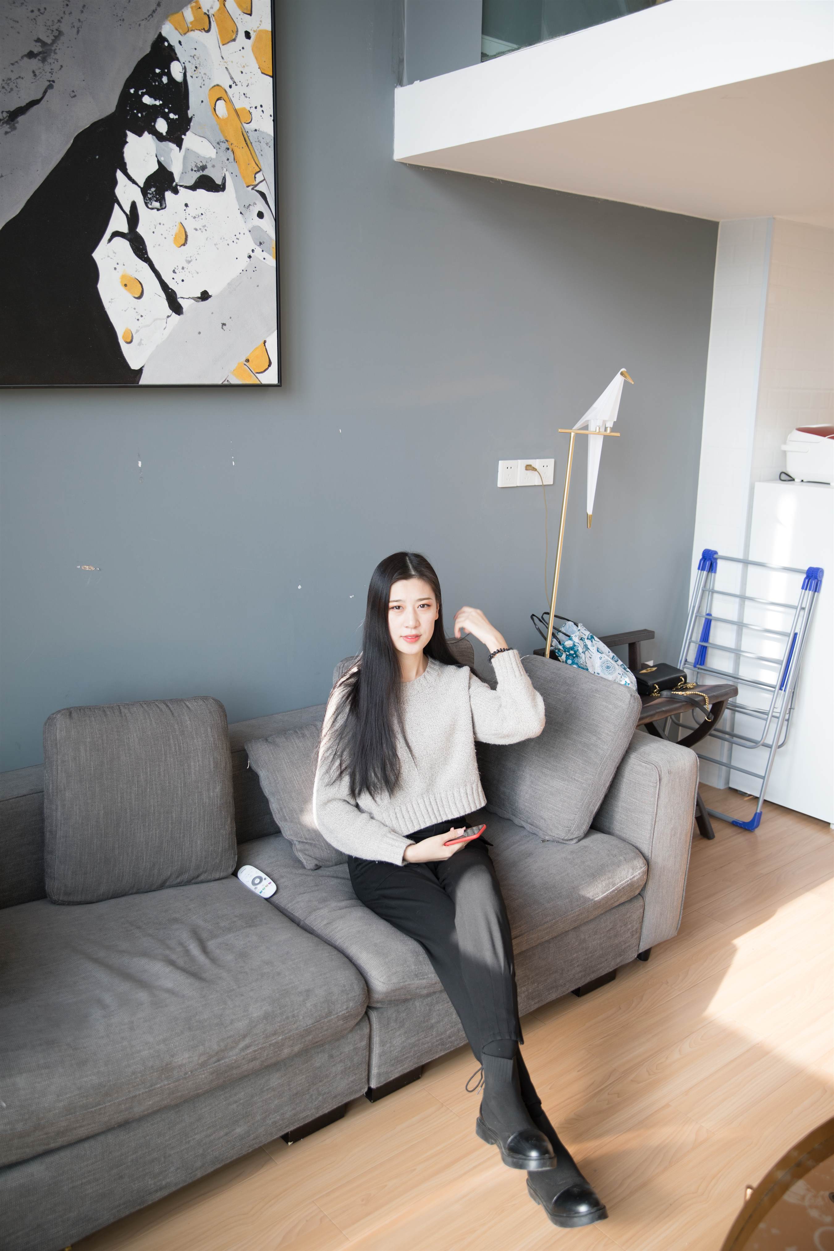 《马丁鞋の黑棉袜脚+花絮1个网盘下载》作品图