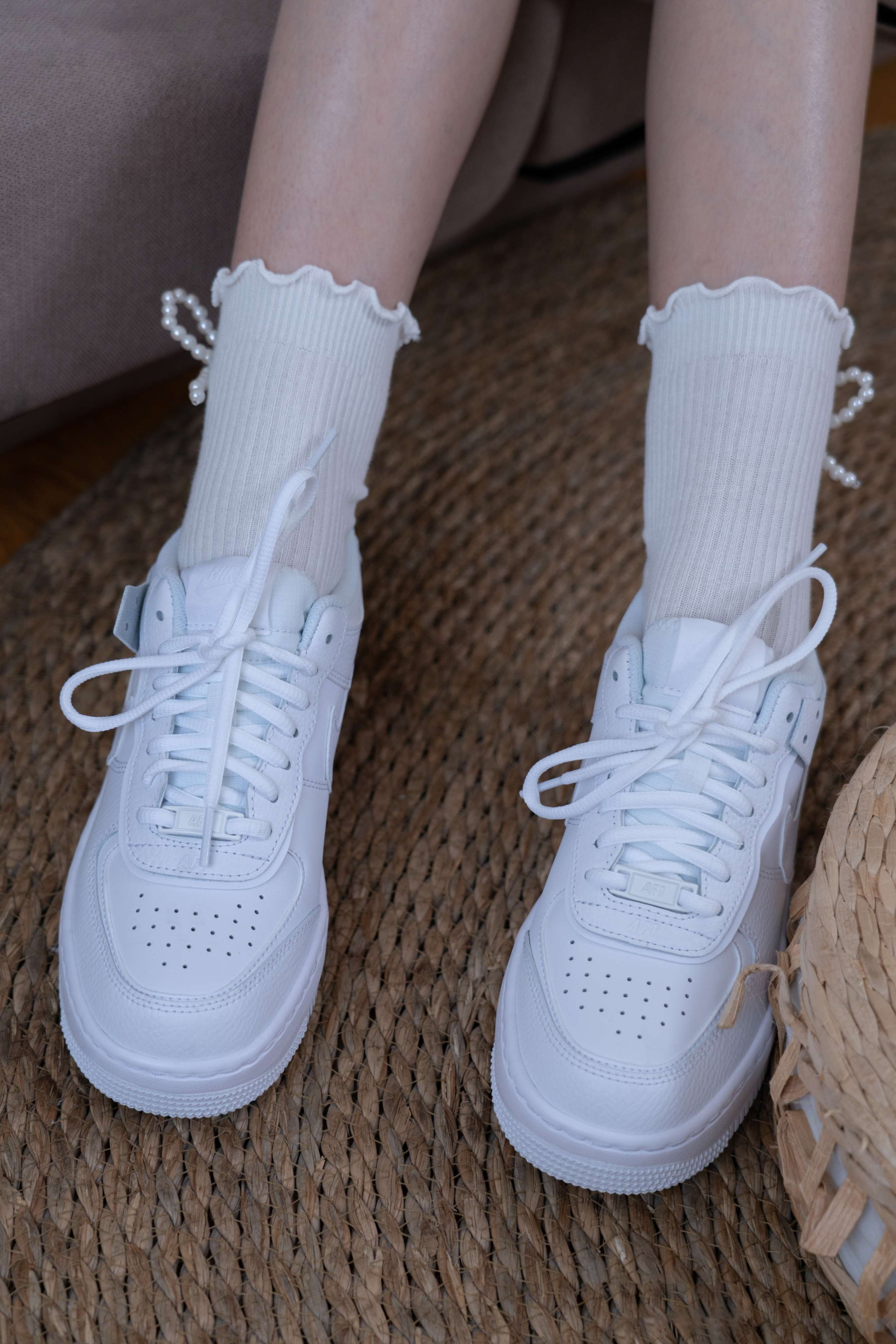 《璇璇-板鞋、白棉袜 》作品图