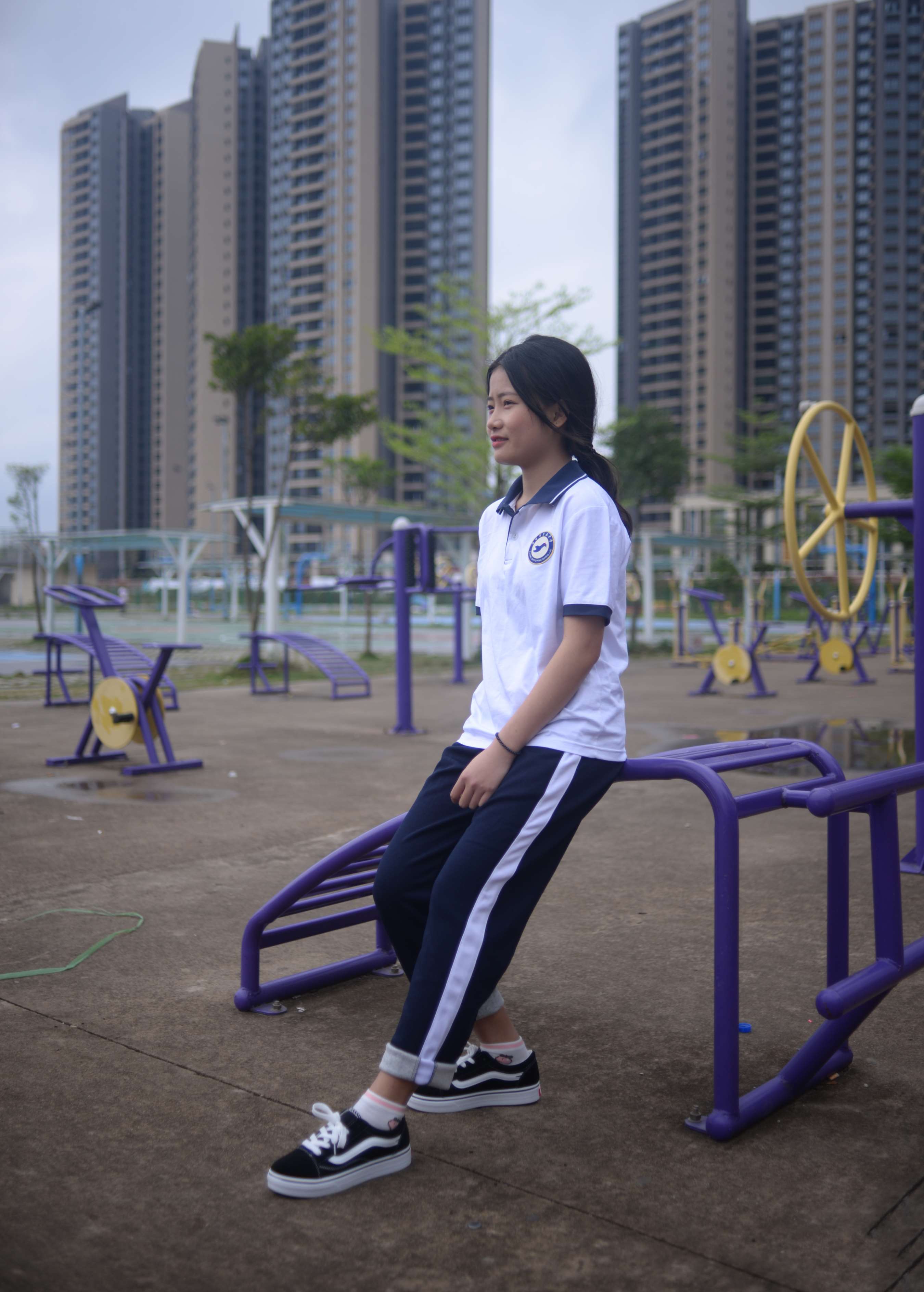 《周子琪少女 夜雨初停的早晨》作品图