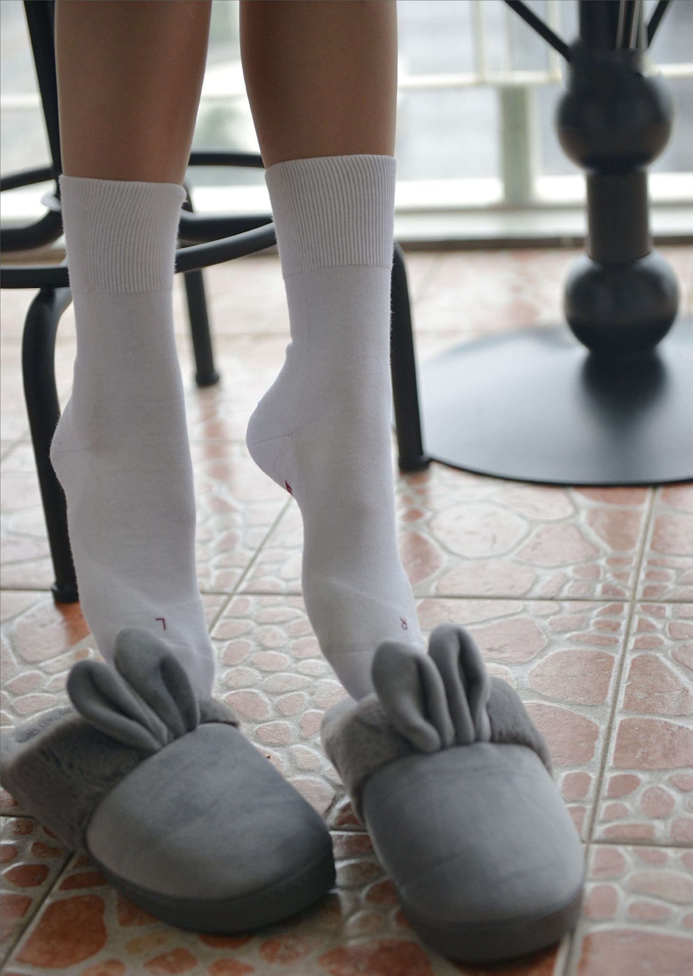 《肖骁长白棉袜脚》作品图