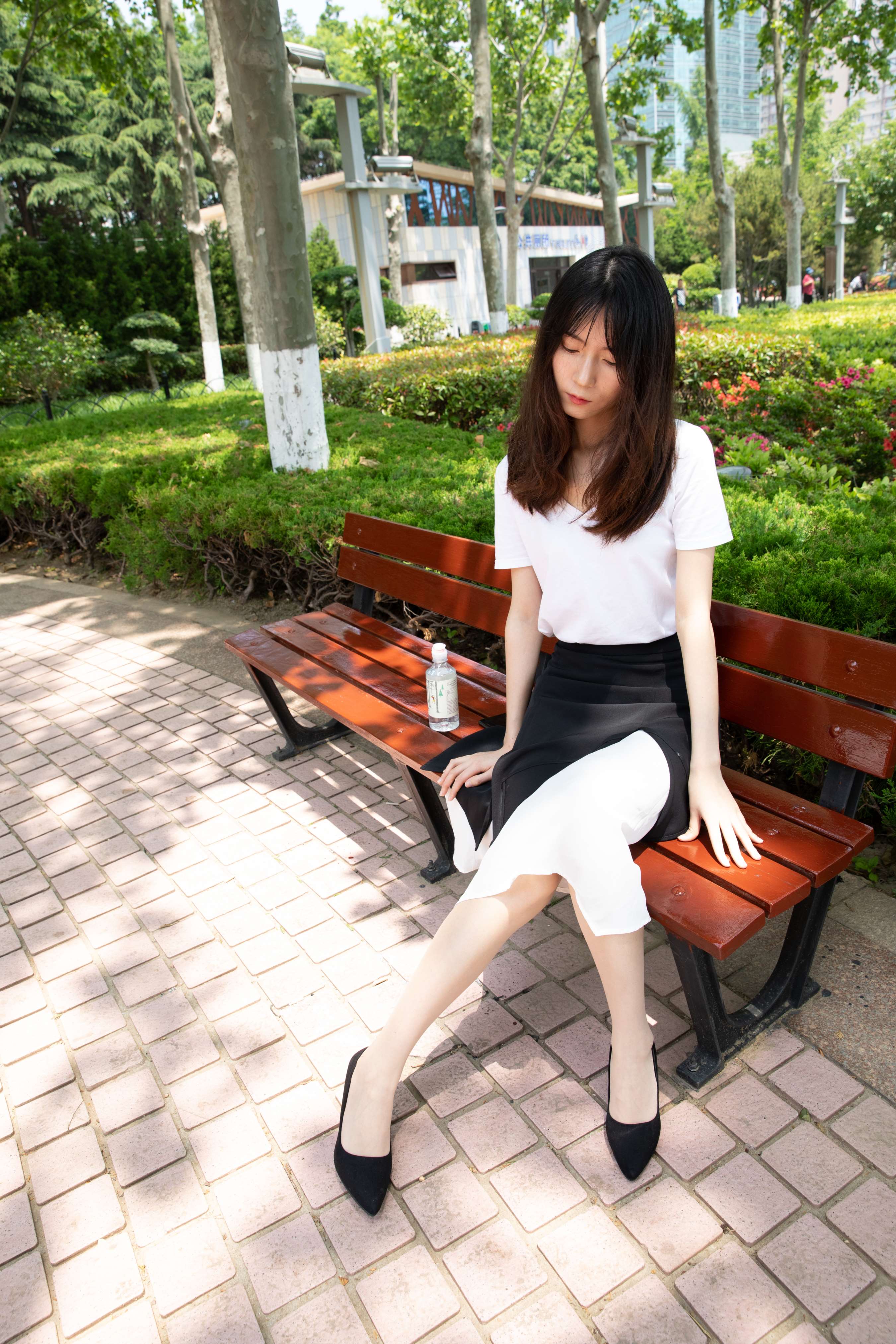 《猫耳小姐姐-夏日雨阳》作品图