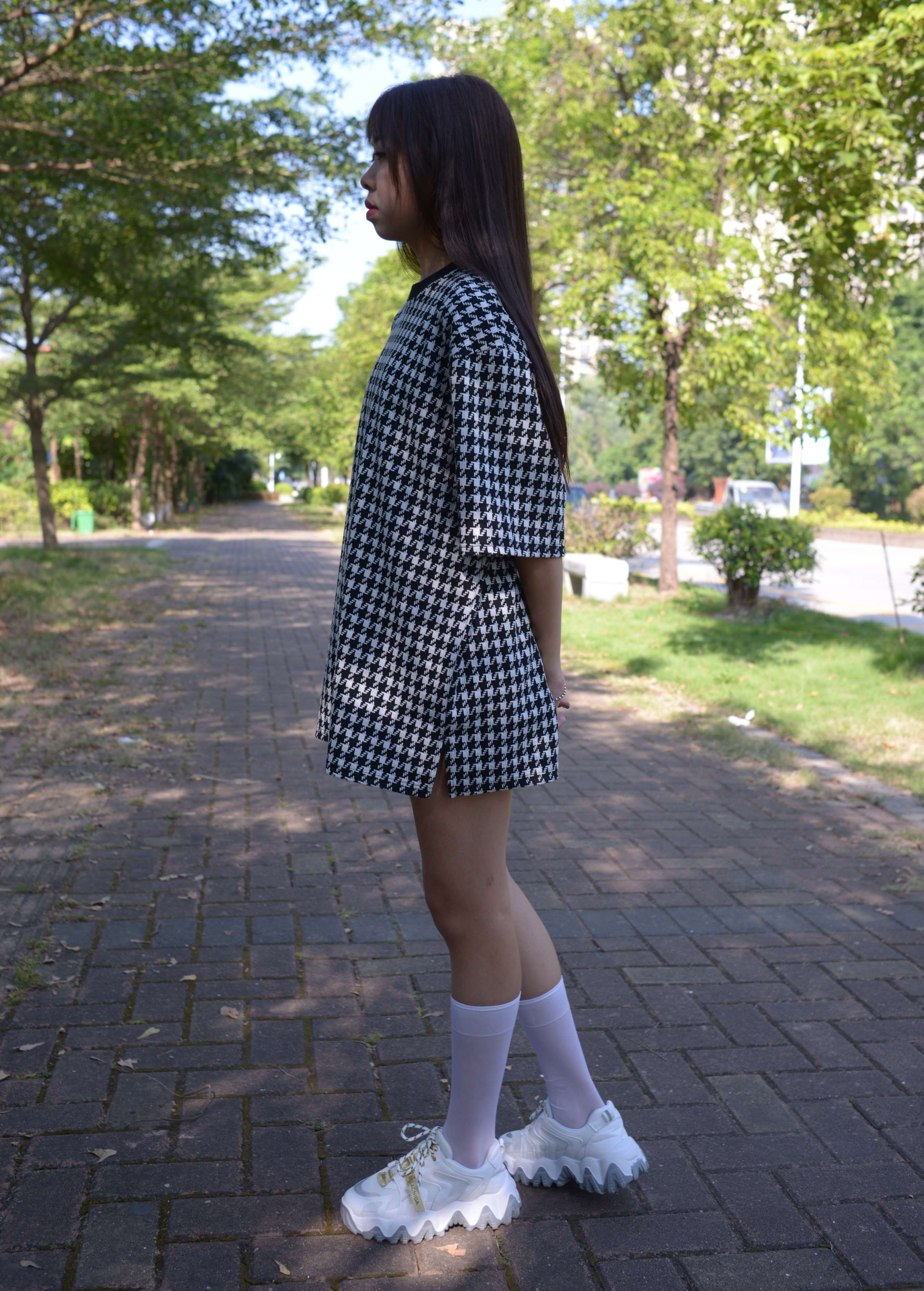 《小语 心有千千结》作品图