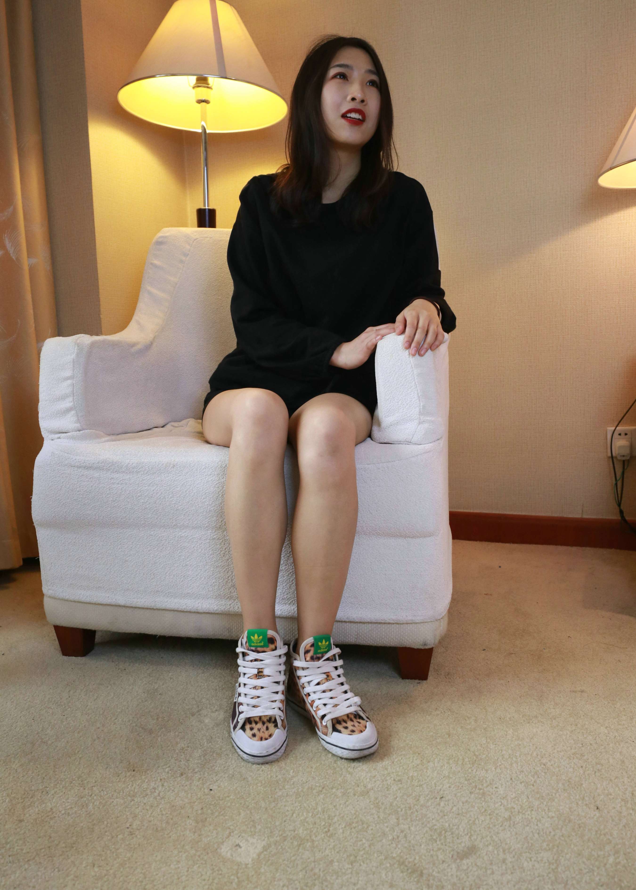 《豹点高帮adidas师姐》作品图