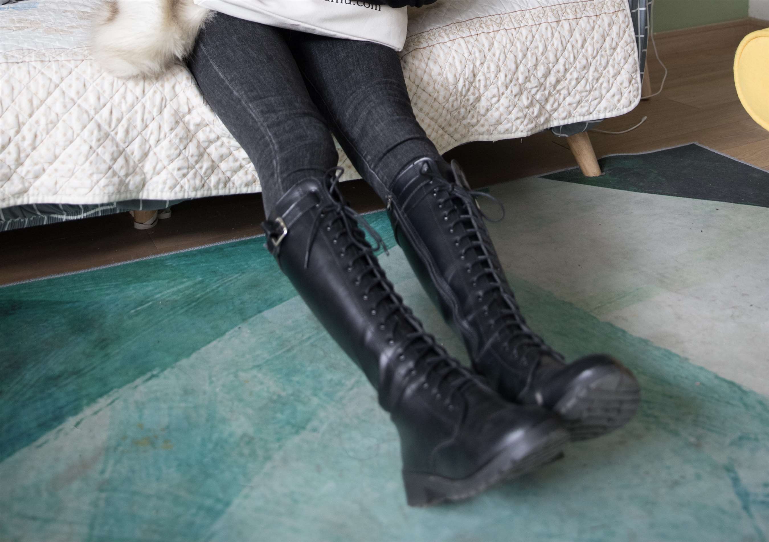 《长靴の牛仔棉袜脚 附带视频1个》作品图