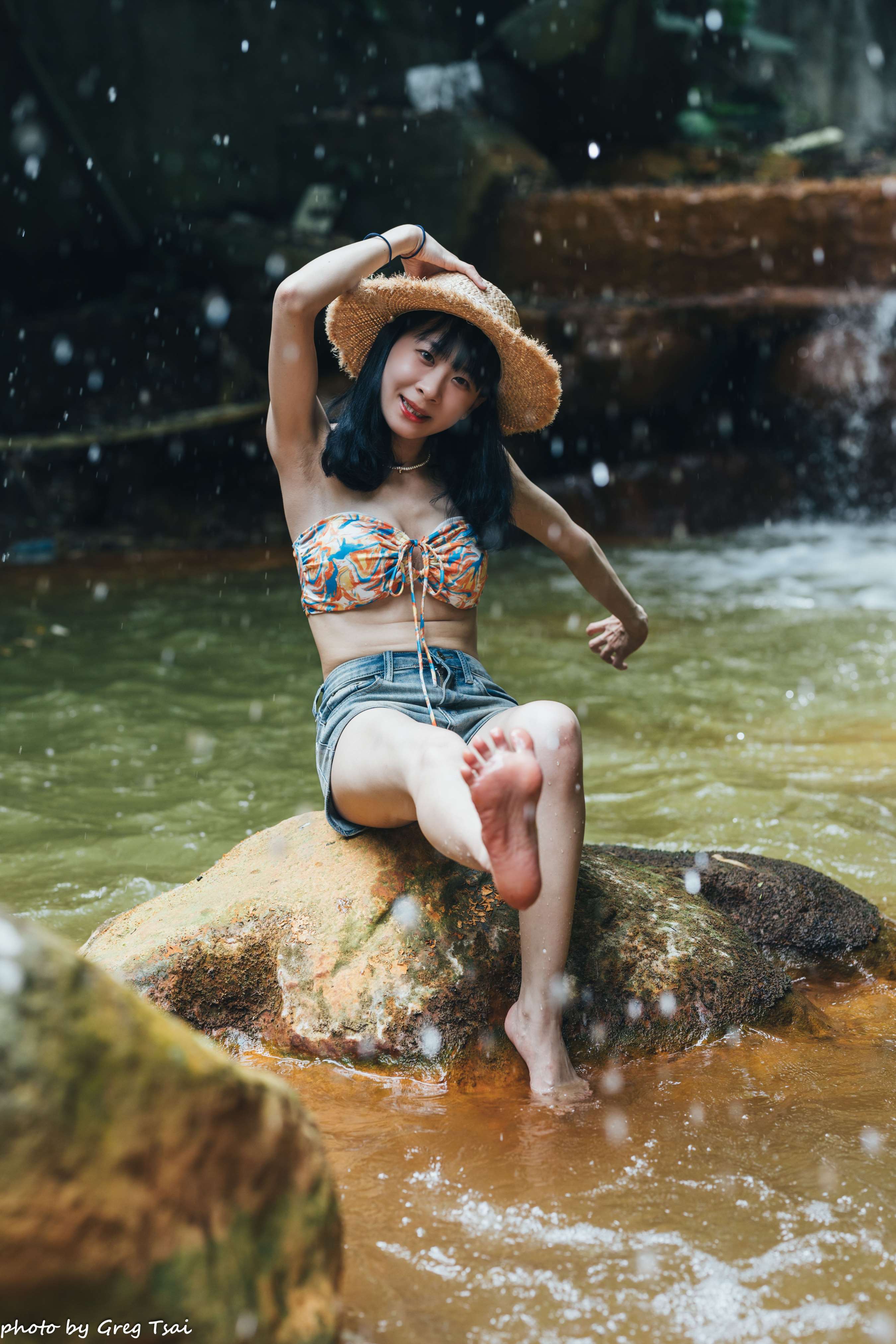 《鲁鲁 - 野溪》作品图