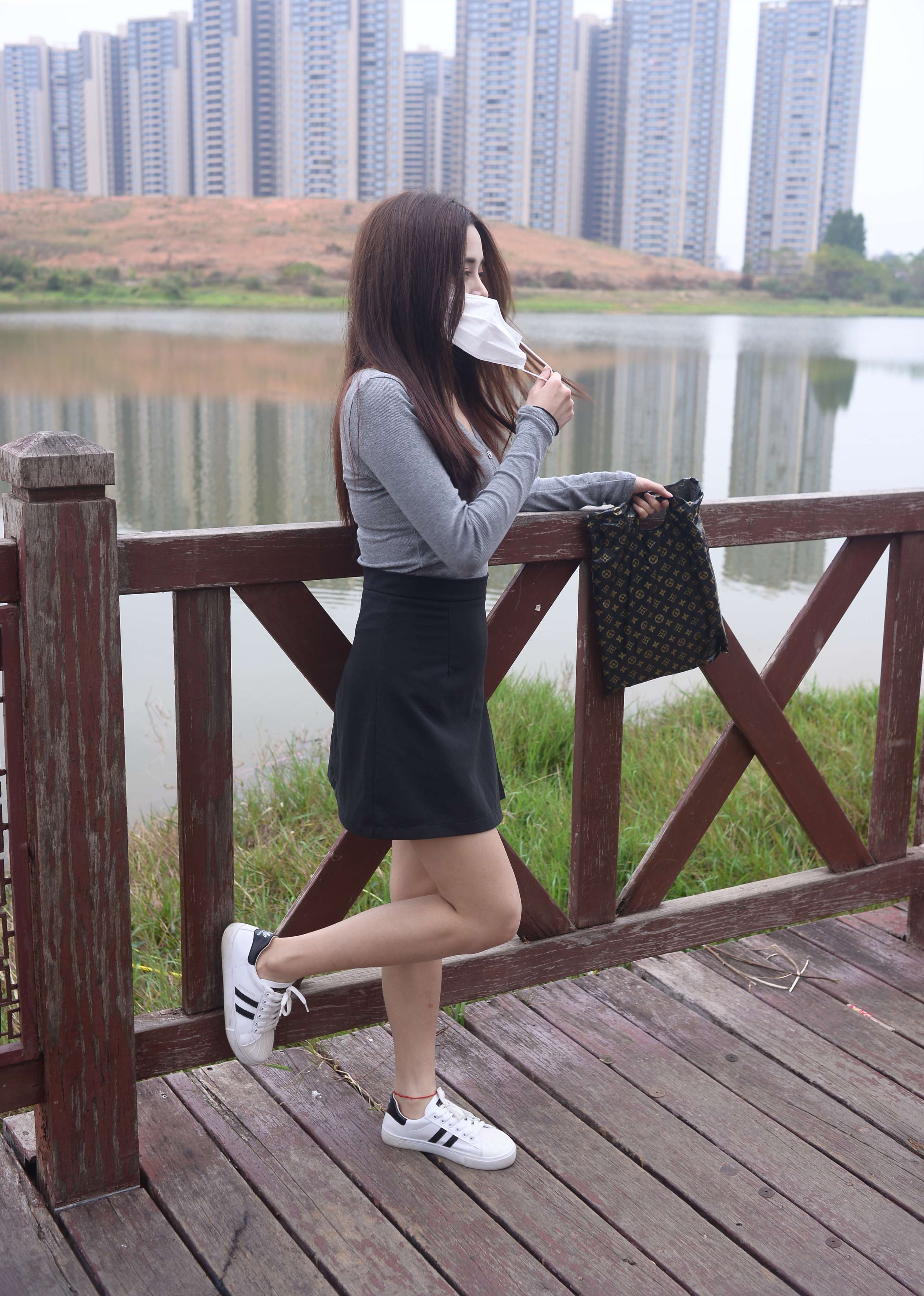 《文文 你好，春天！》作品图