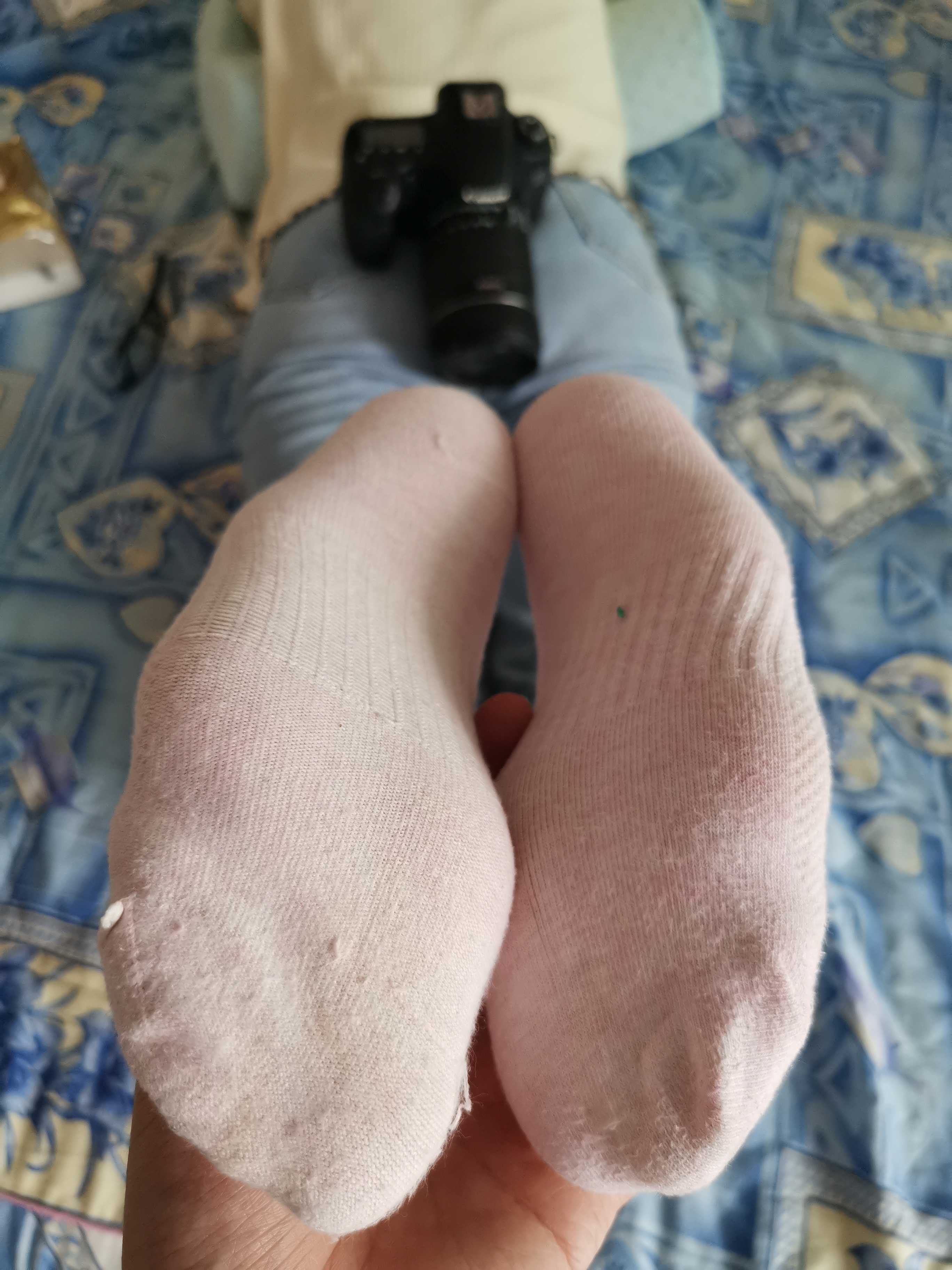 《大二学妹思思嫩足》作品图