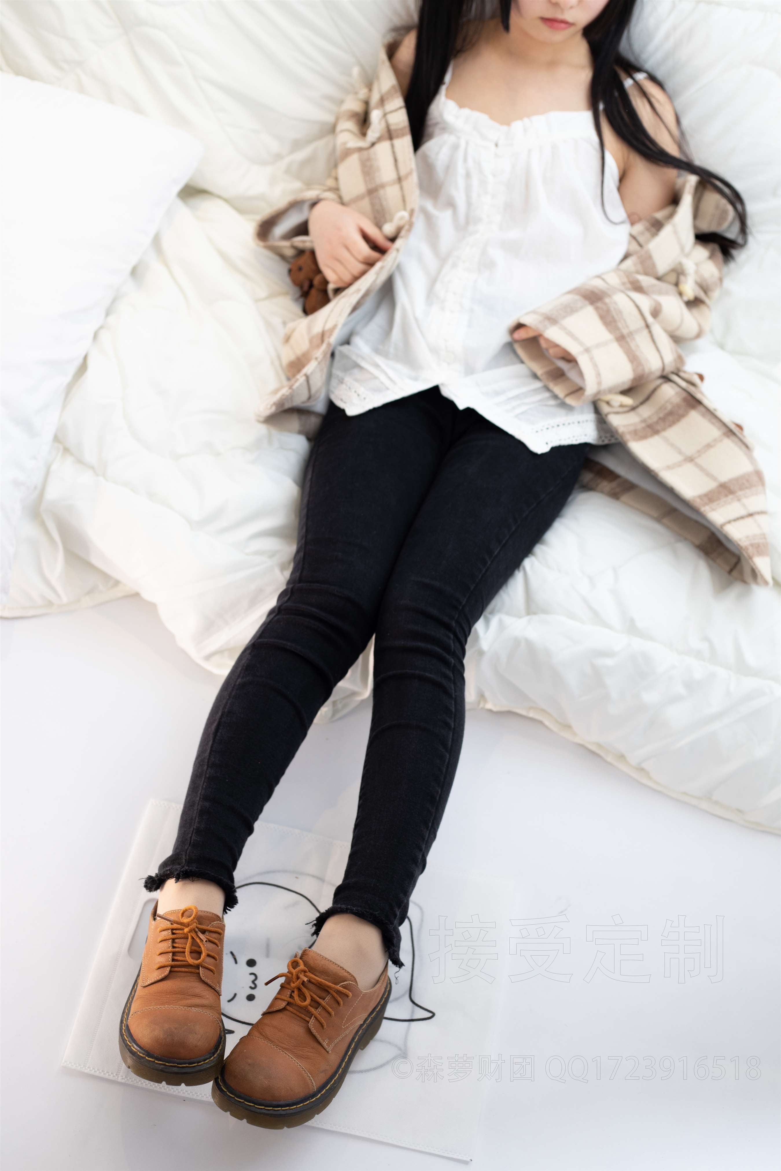 《脱丝洗脚》作品图