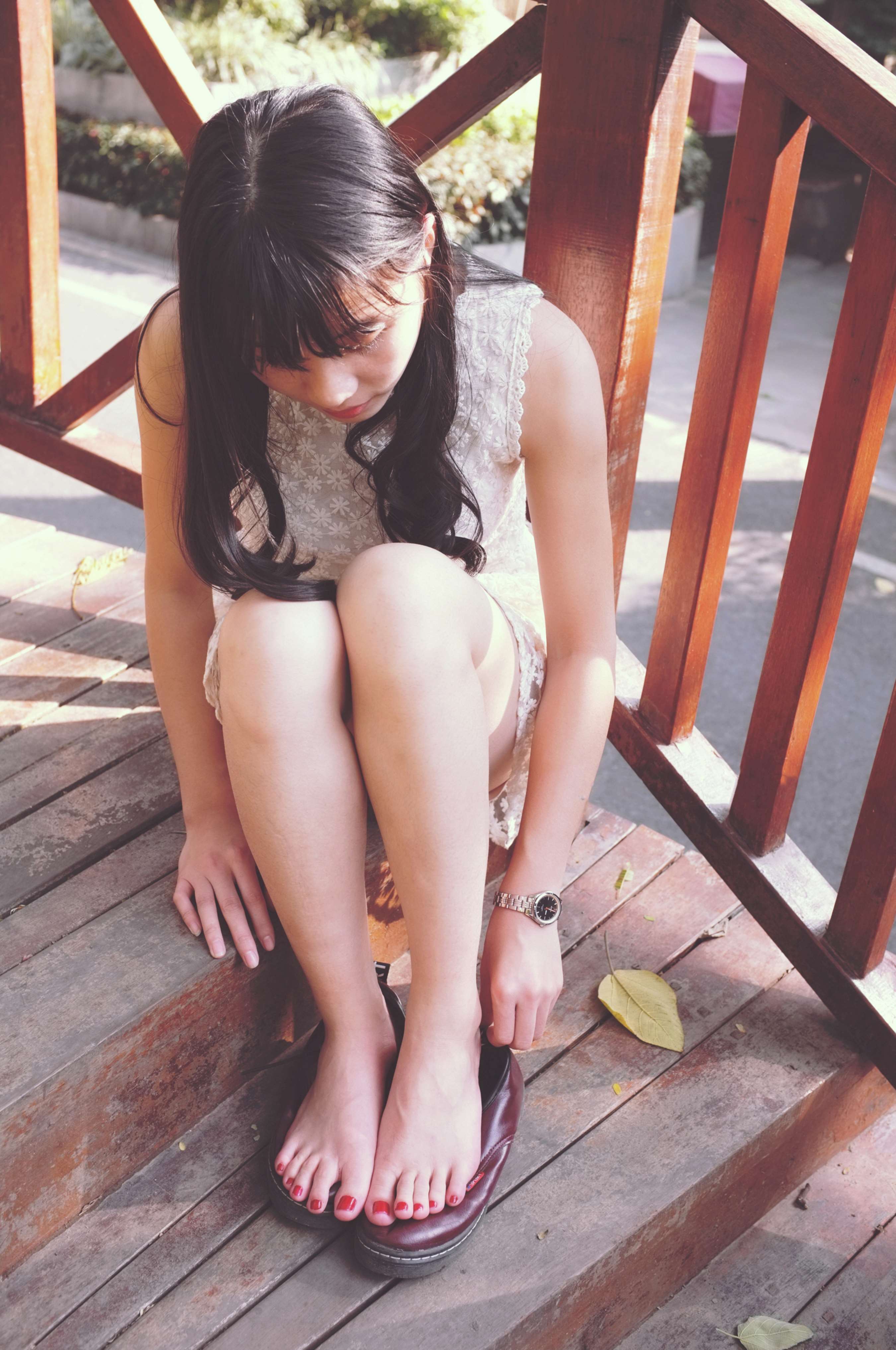 《路边的红甲の嫩足》作品图