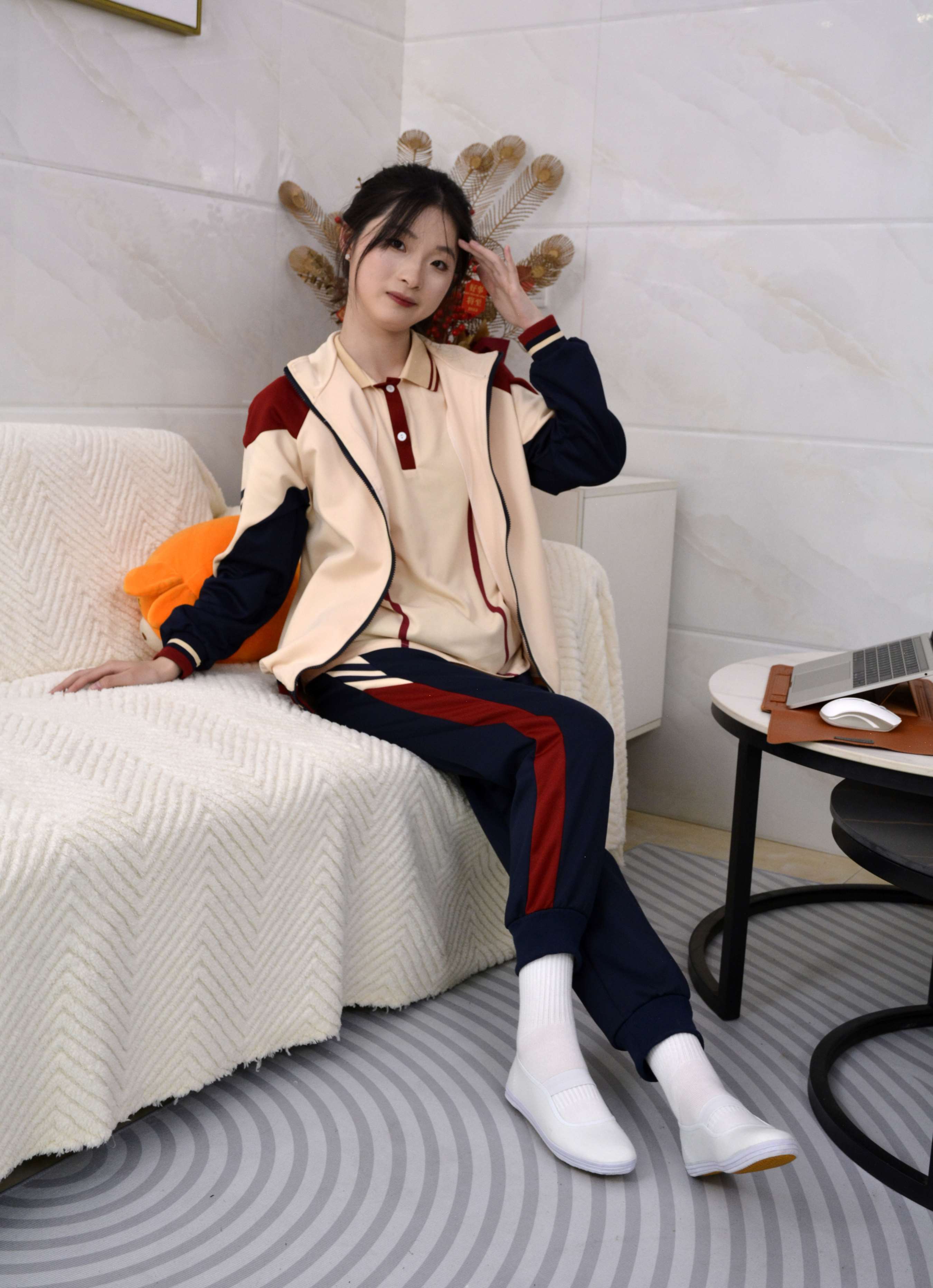 《安妮-昨日重现》作品图