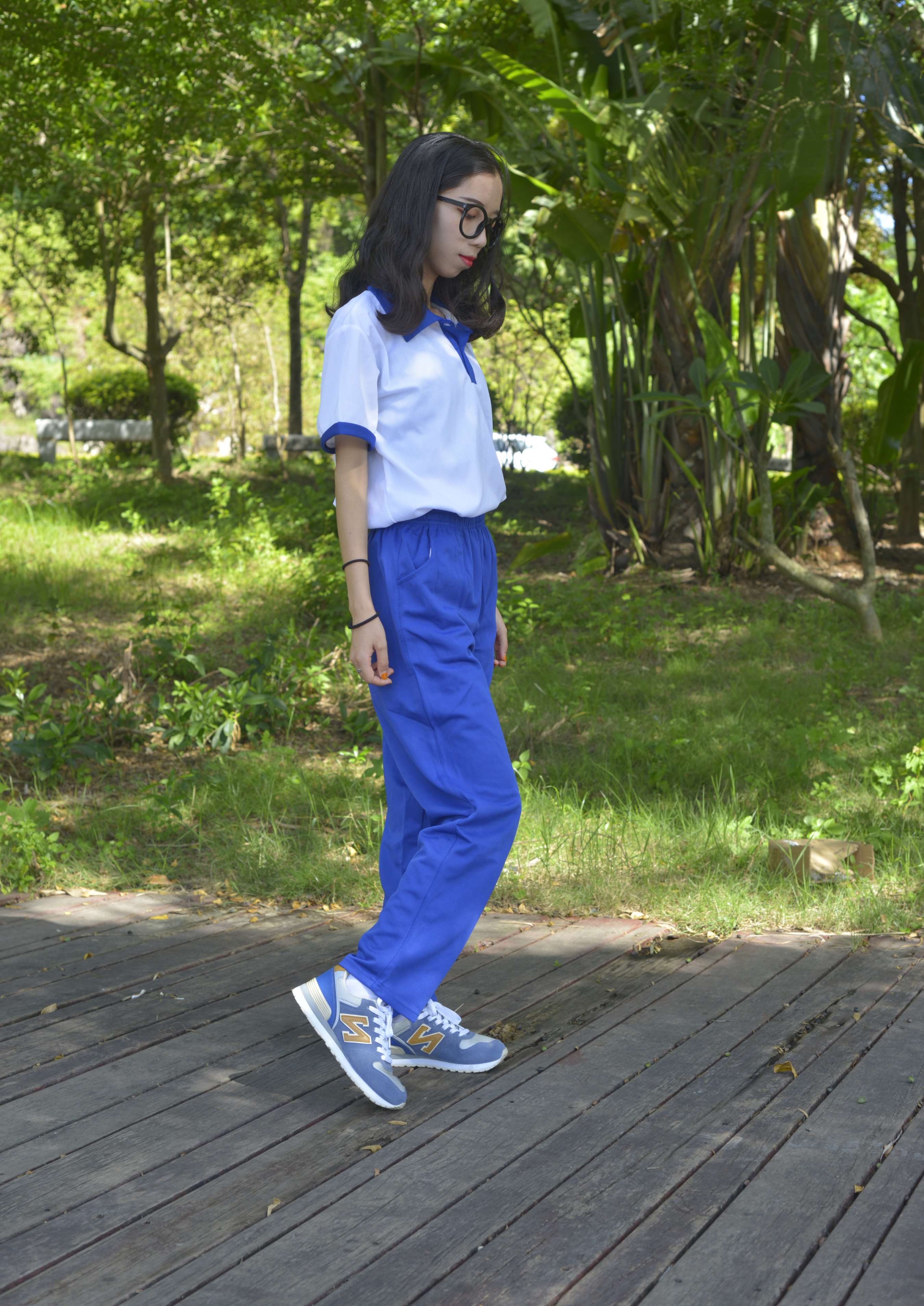 《弯弯 送你一朵阳光》作品图