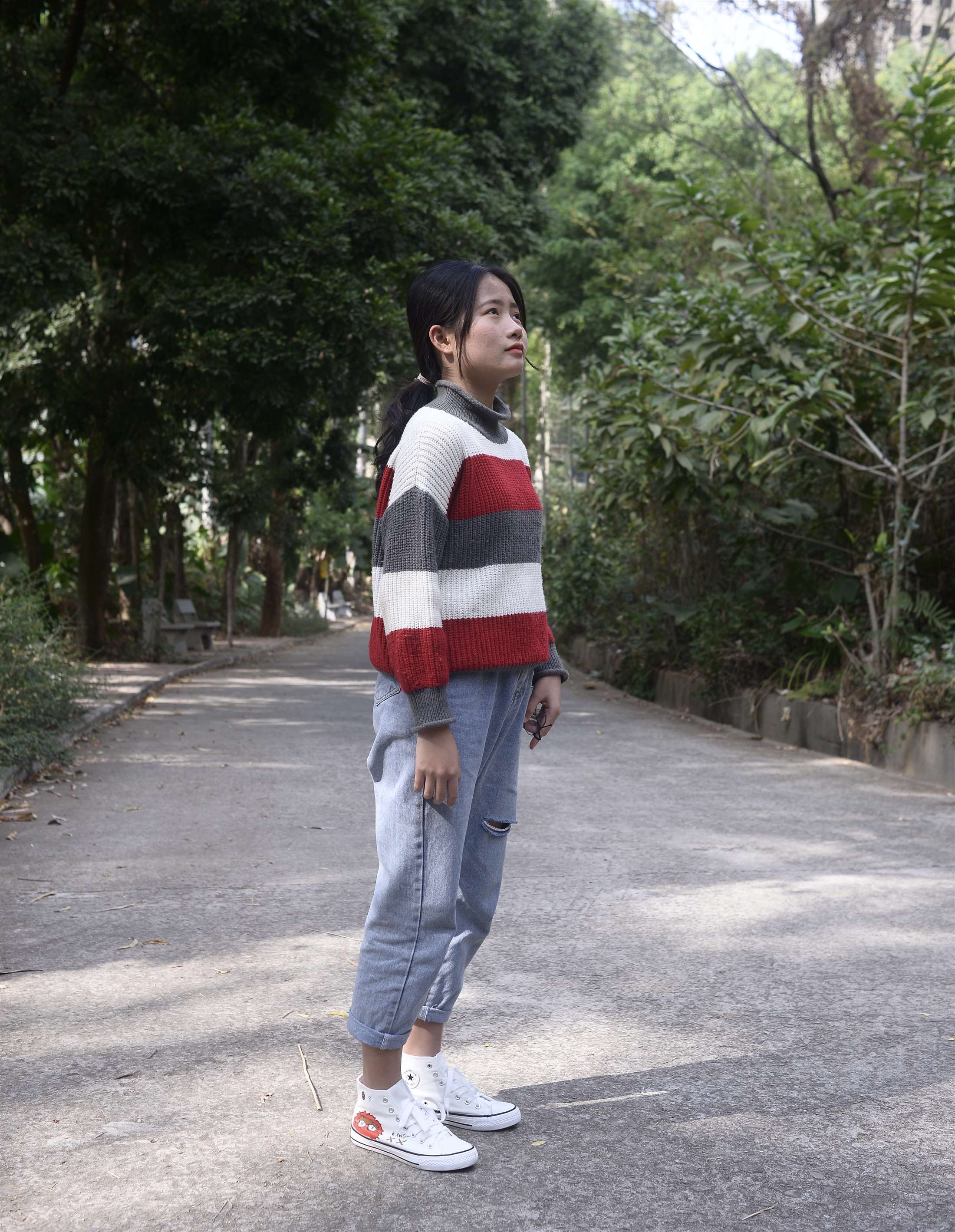 《高帮帆布鞋の船袜脚【附送视频1个】》作品图