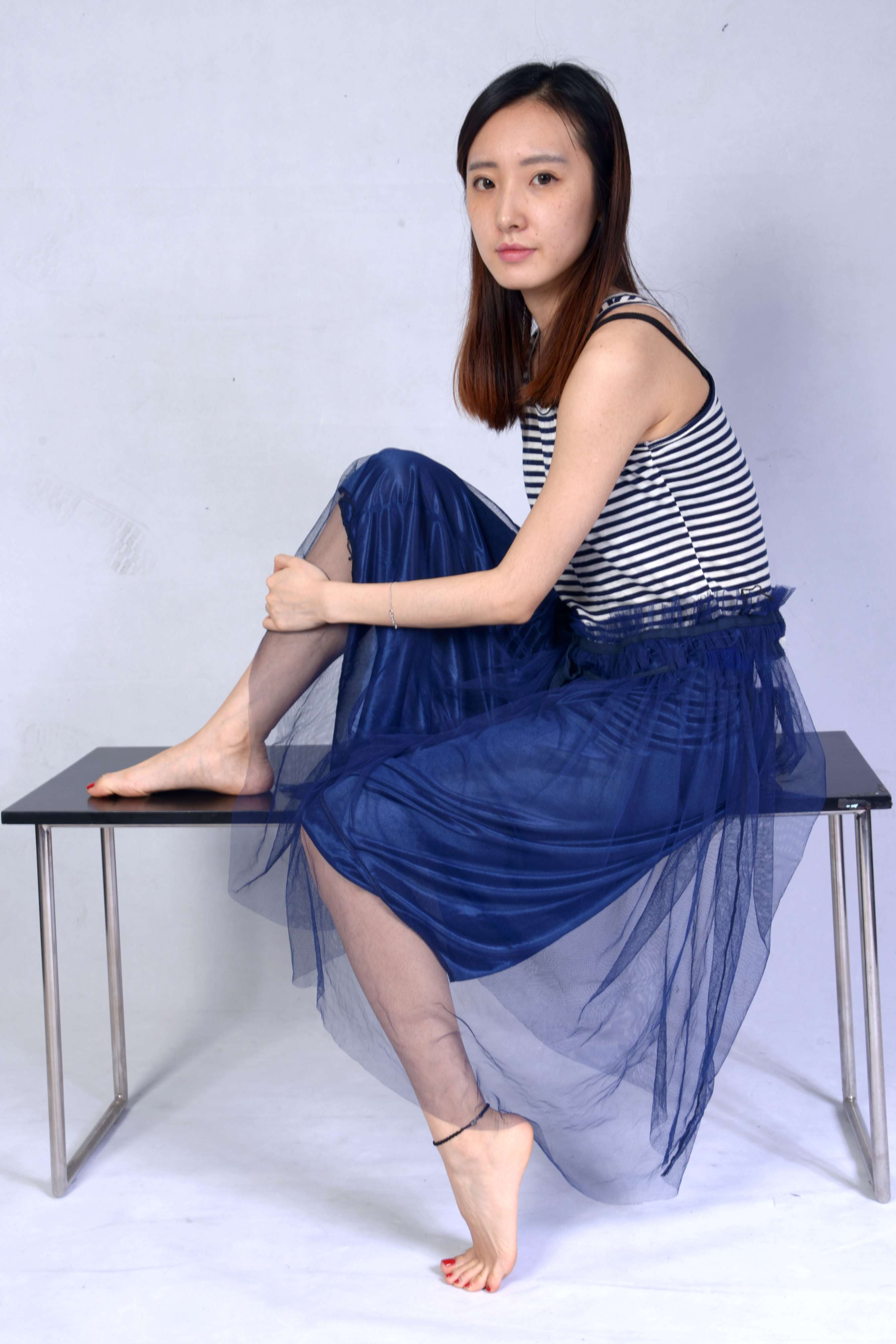 《莉莉的嫩足》作品图