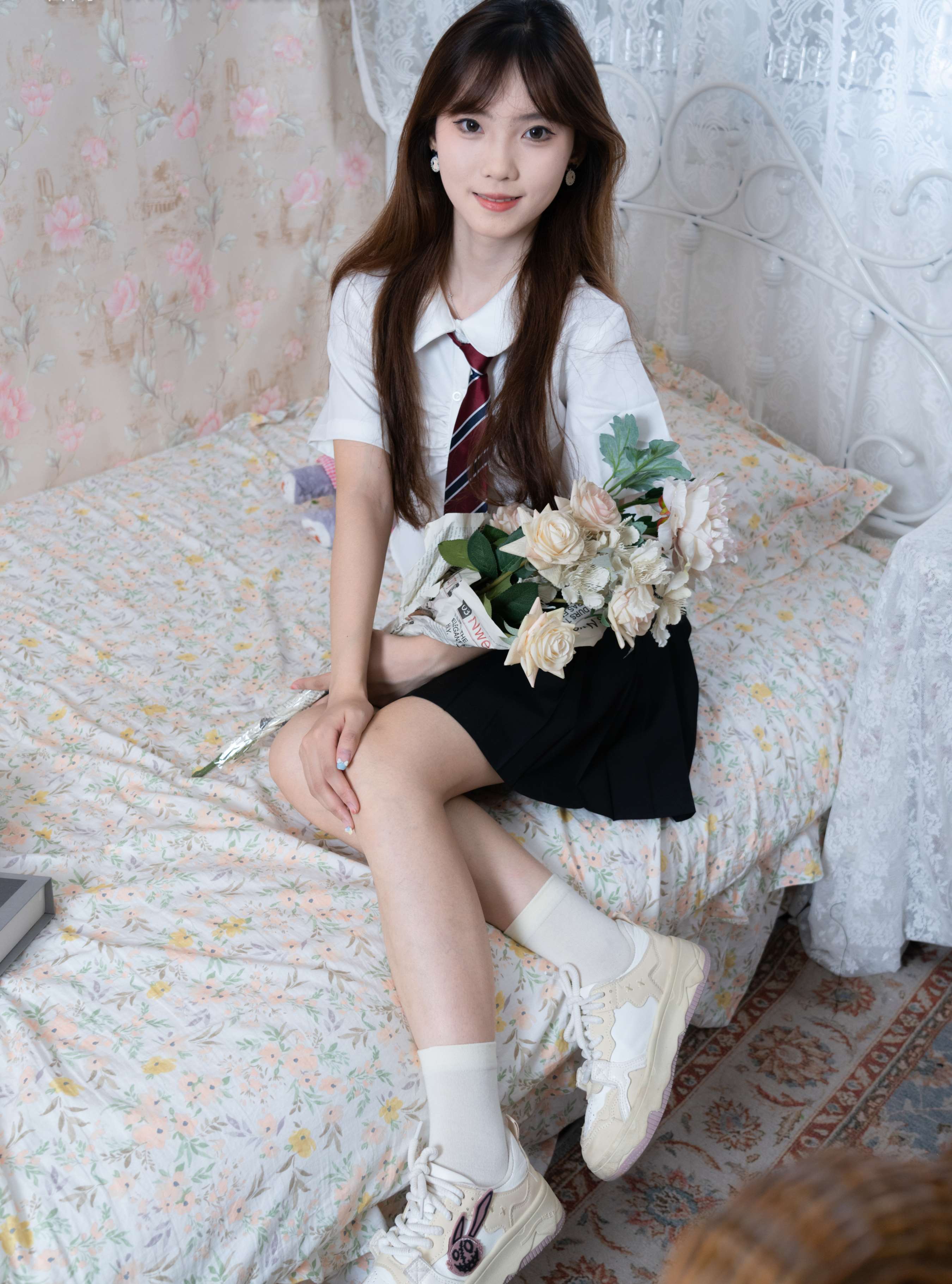 《璇璇-板鞋白棉袜の裸足》作品图