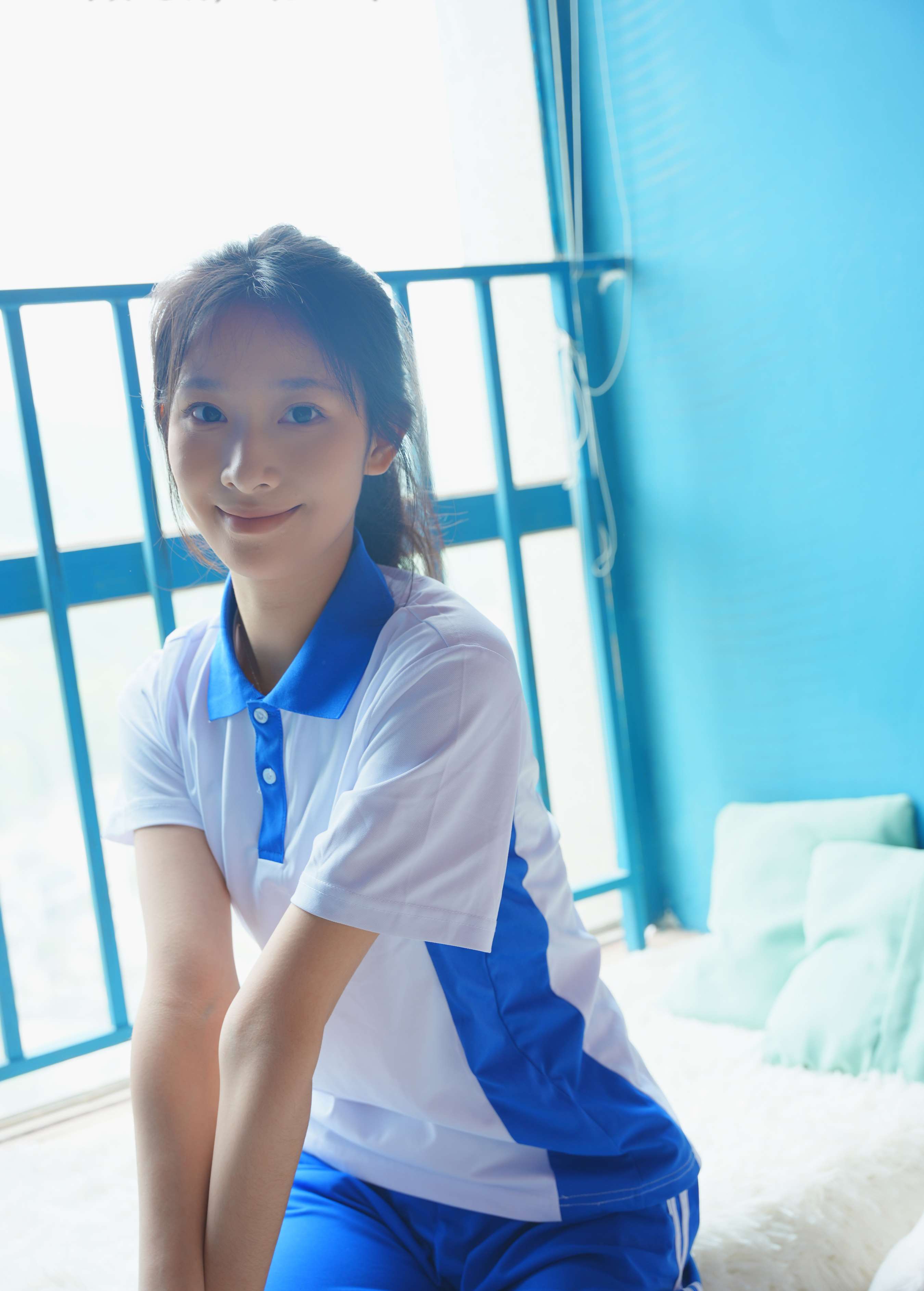 《玥玥-青春的尽头从来不是18岁》作品图