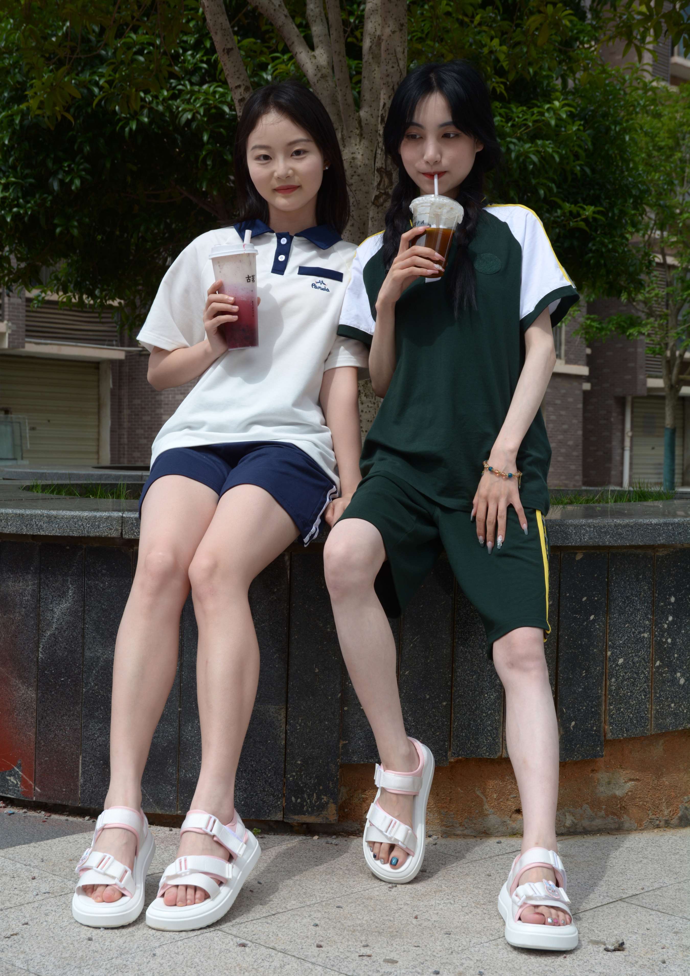 《柒柒、双双 相见恨晚》作品图