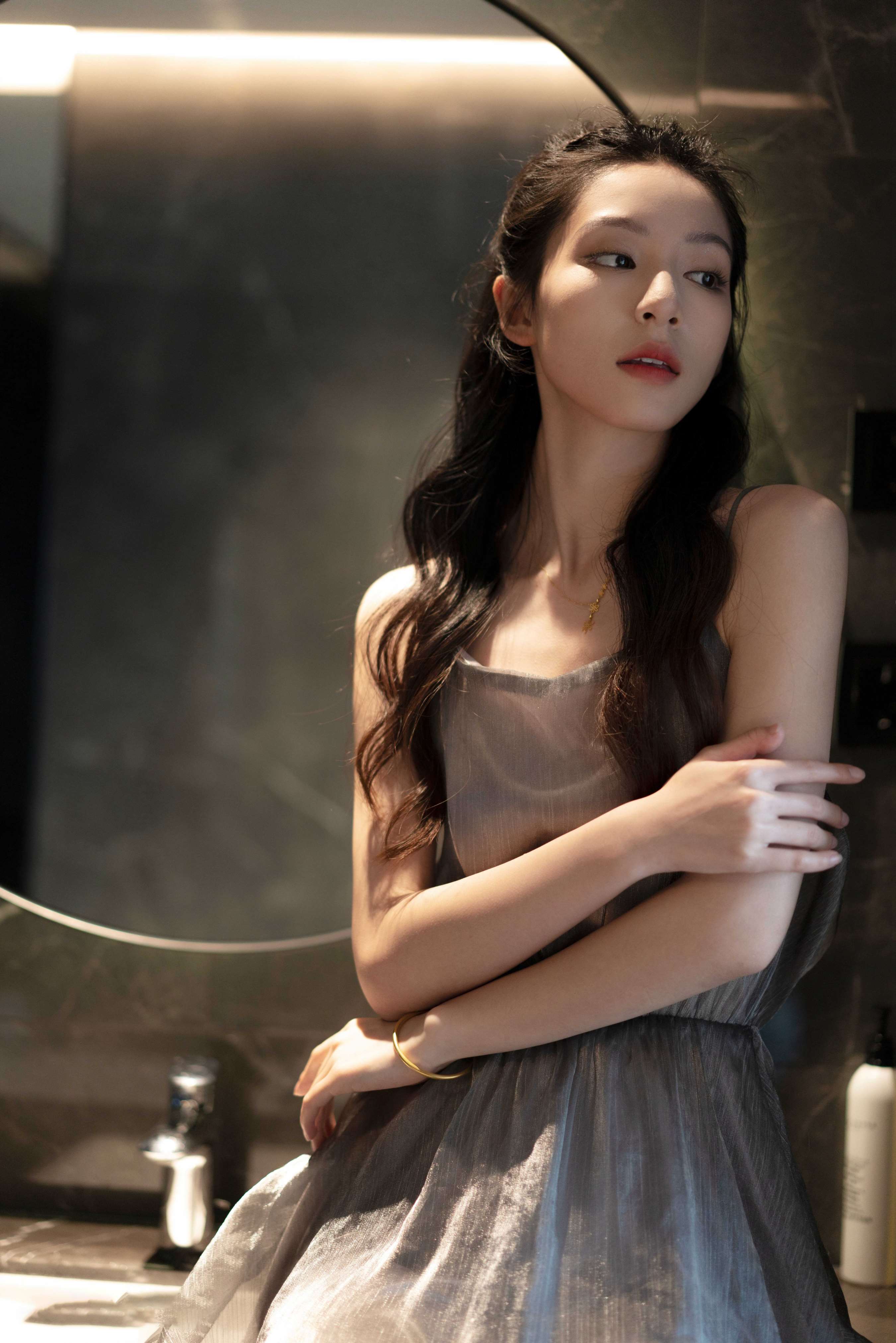 《宁西的嫩足》作品图