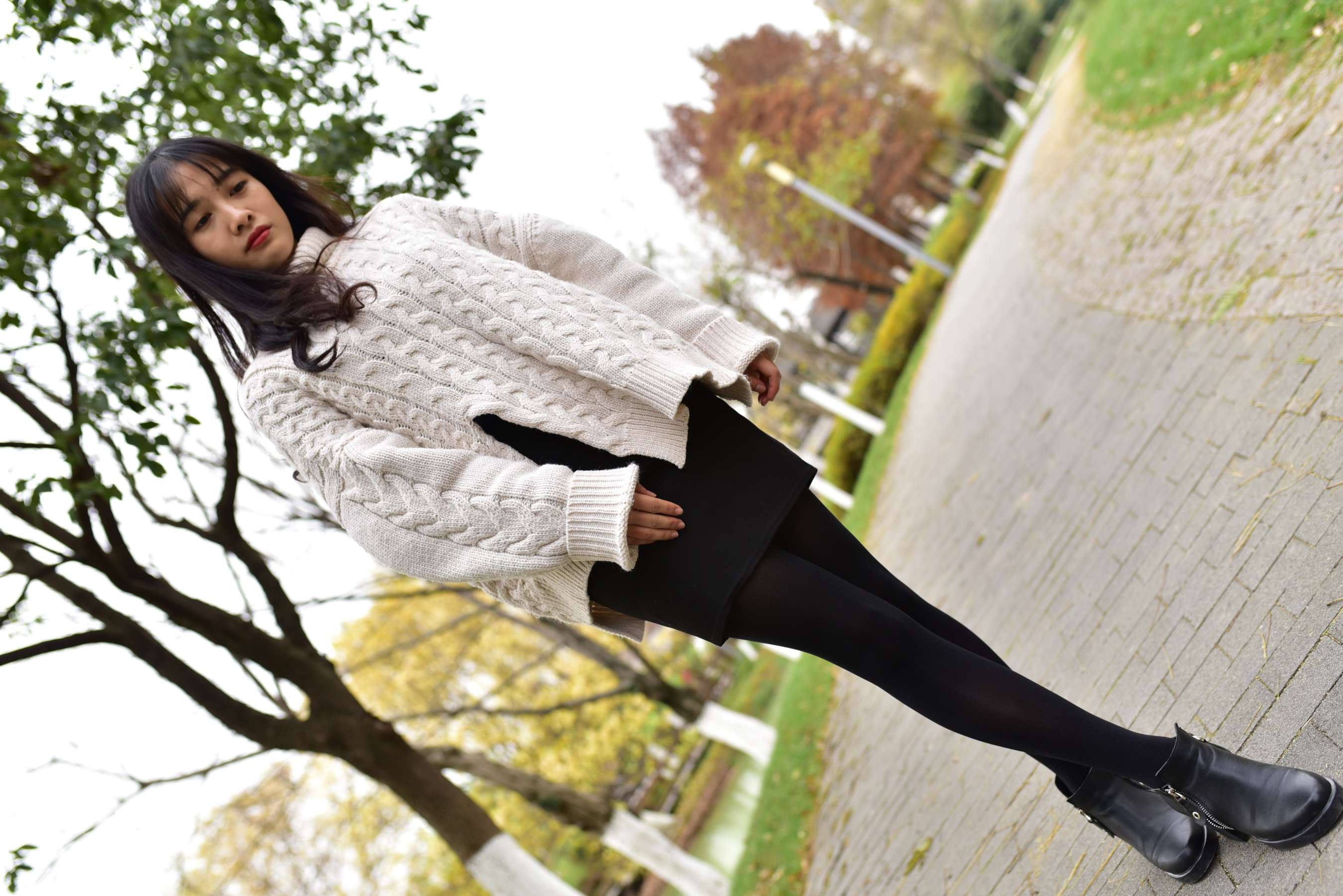 《嘉嘉师姐黑丝》作品图