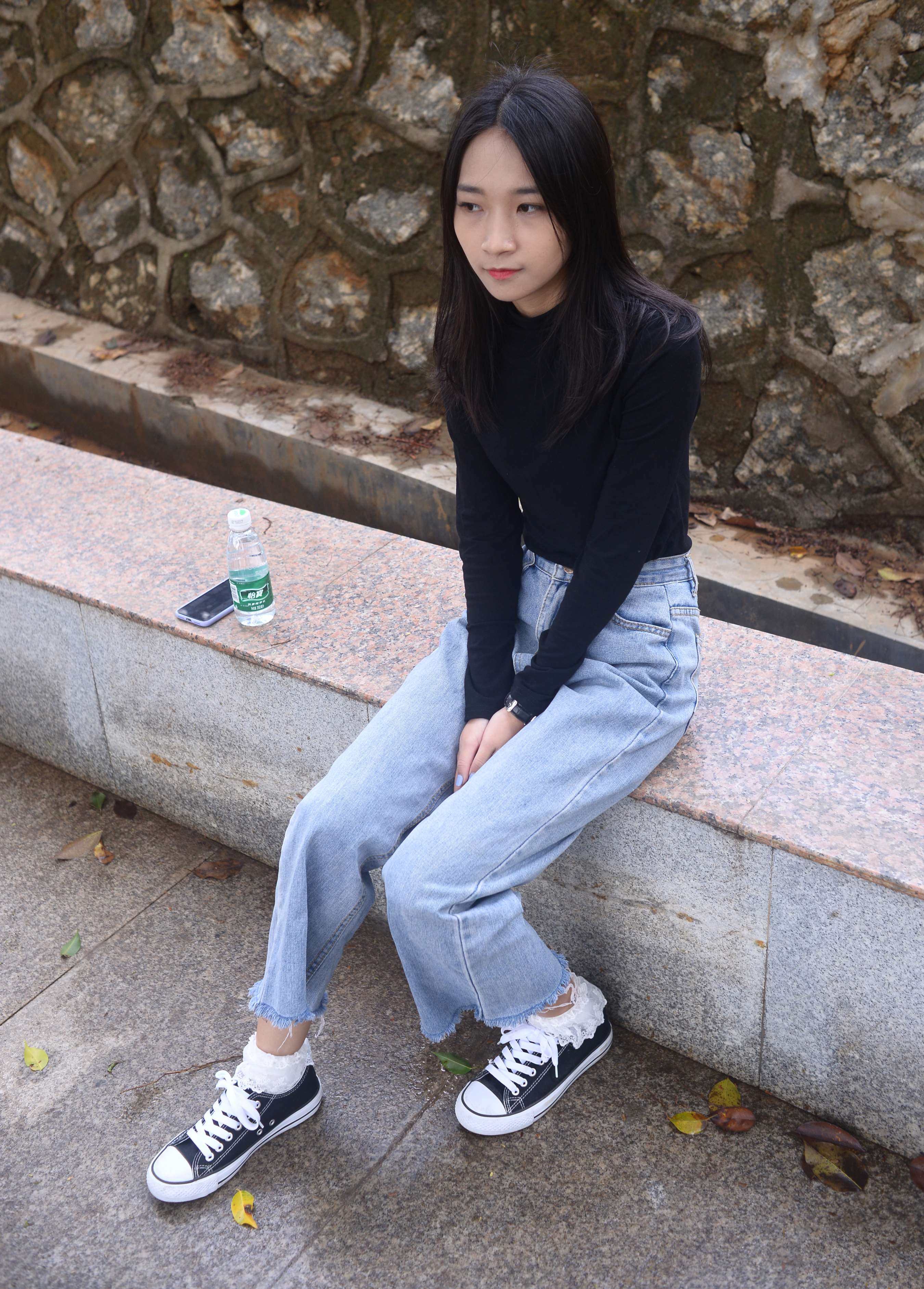 《绵绵 这是春天呢，这是发呆的季节》作品图