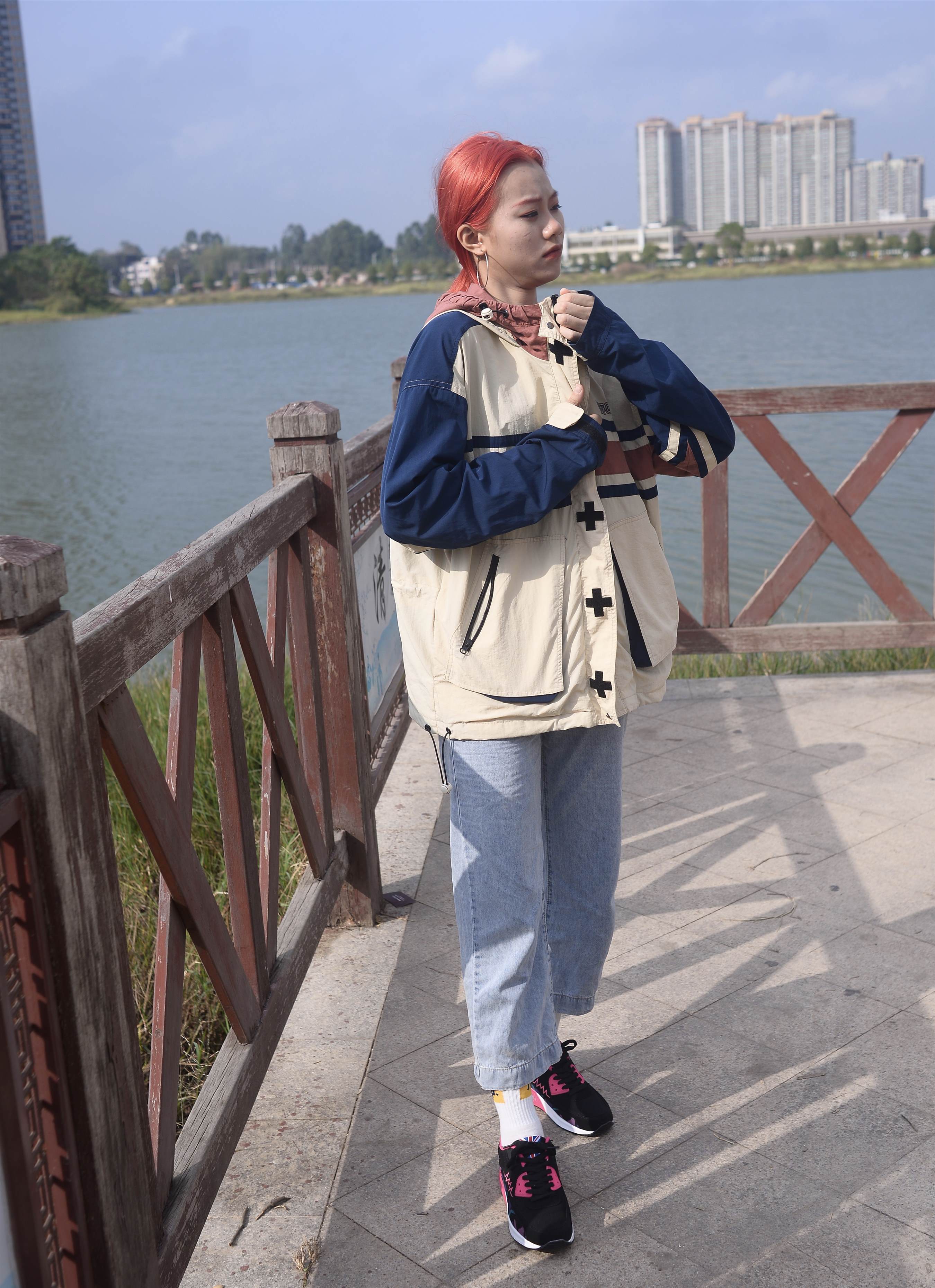 《红发少女+视频1个》作品图