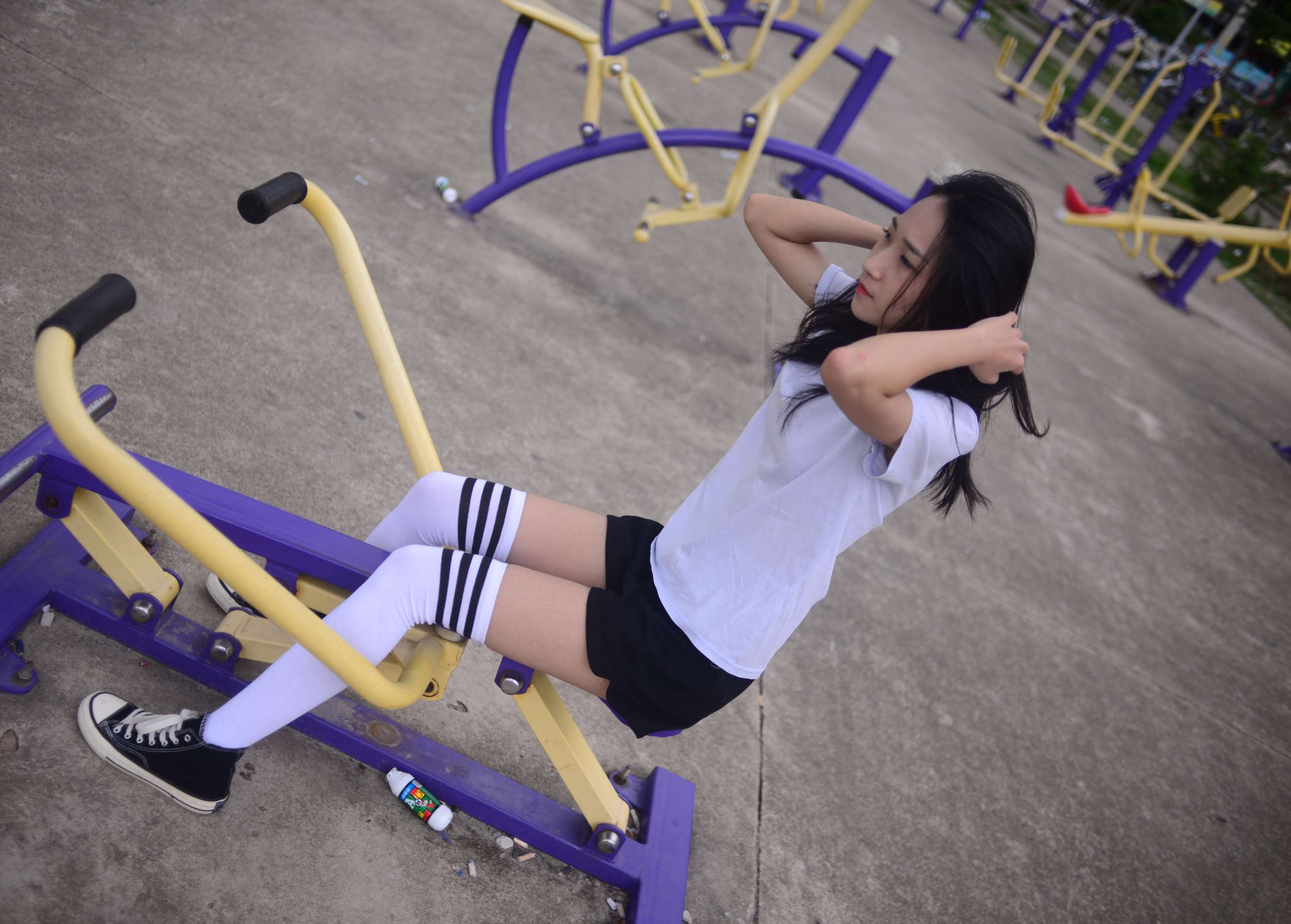 《绵绵少女 日光温柔》作品图