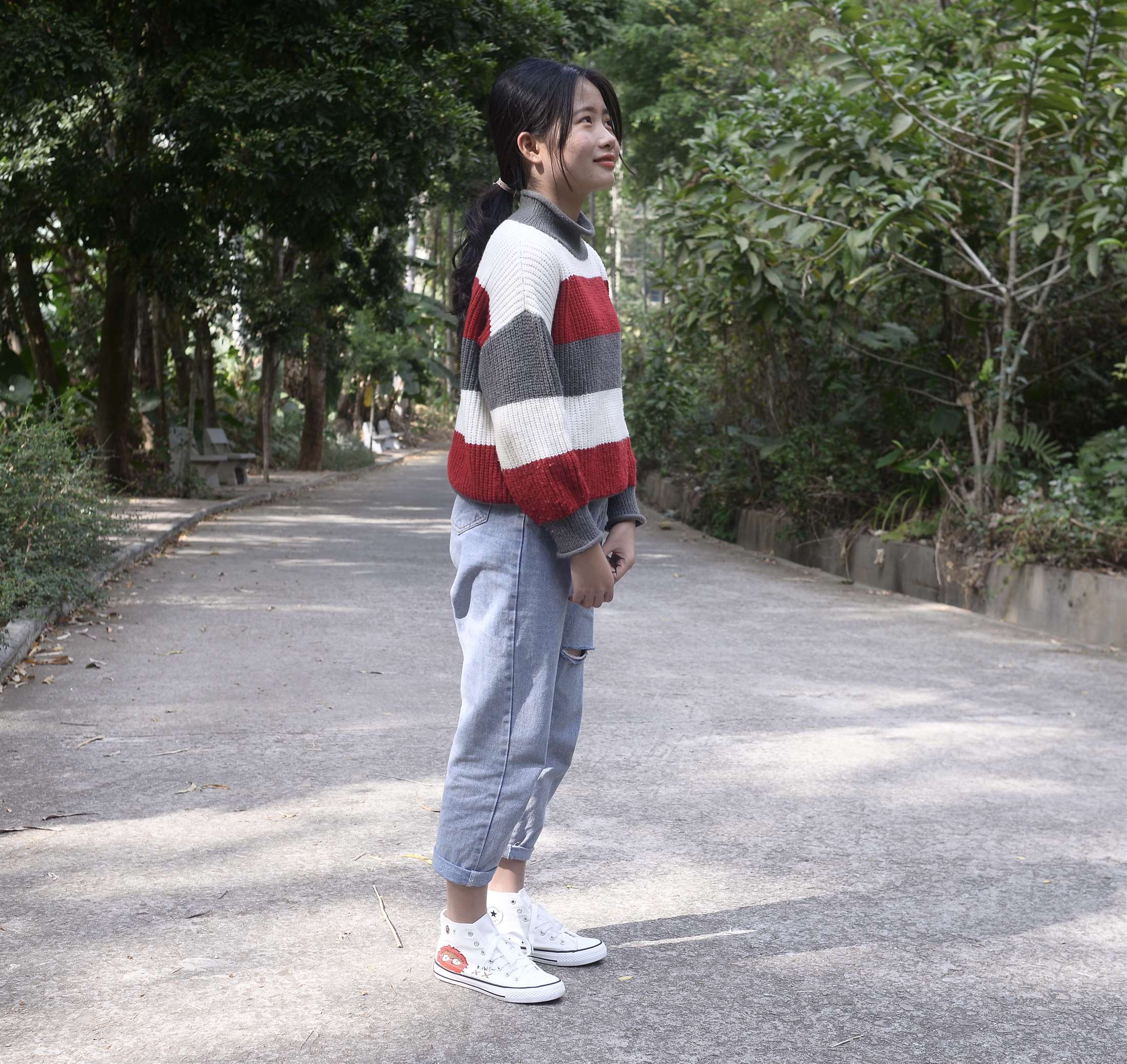 《高帮帆布鞋の船袜脚【附送视频1个】》作品图