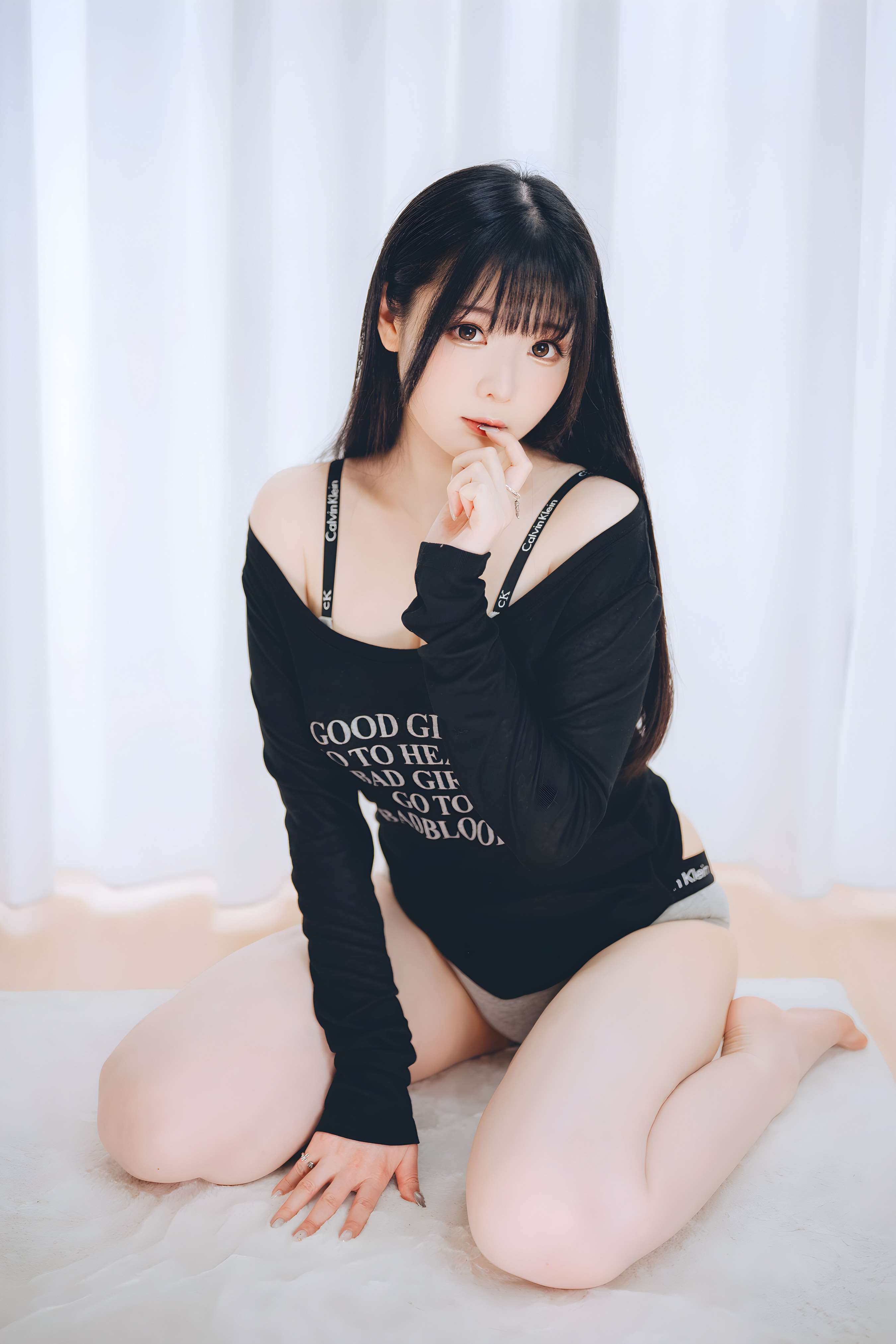 《霜月-週末彼女》作品图