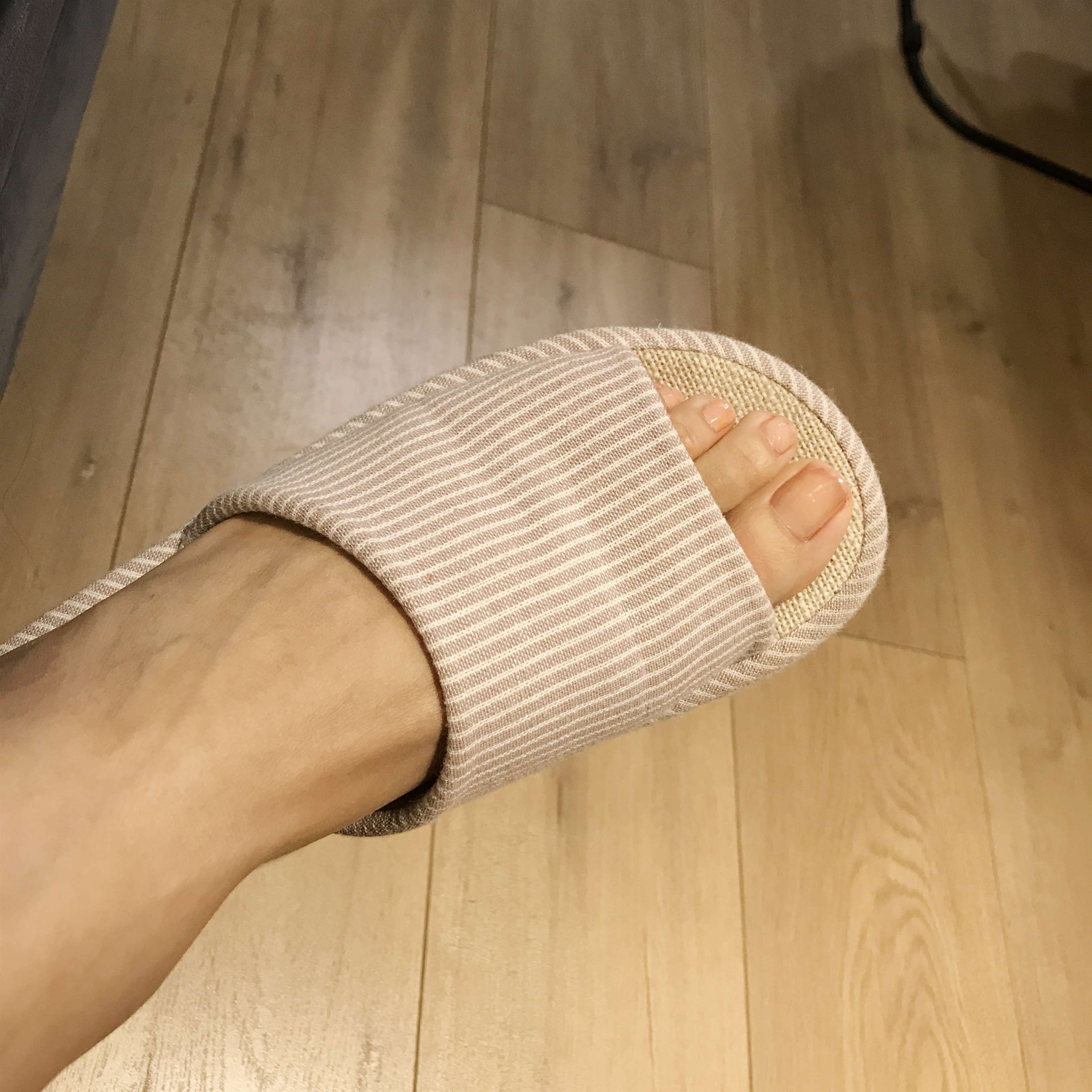 《牛奶洗脚》作品图