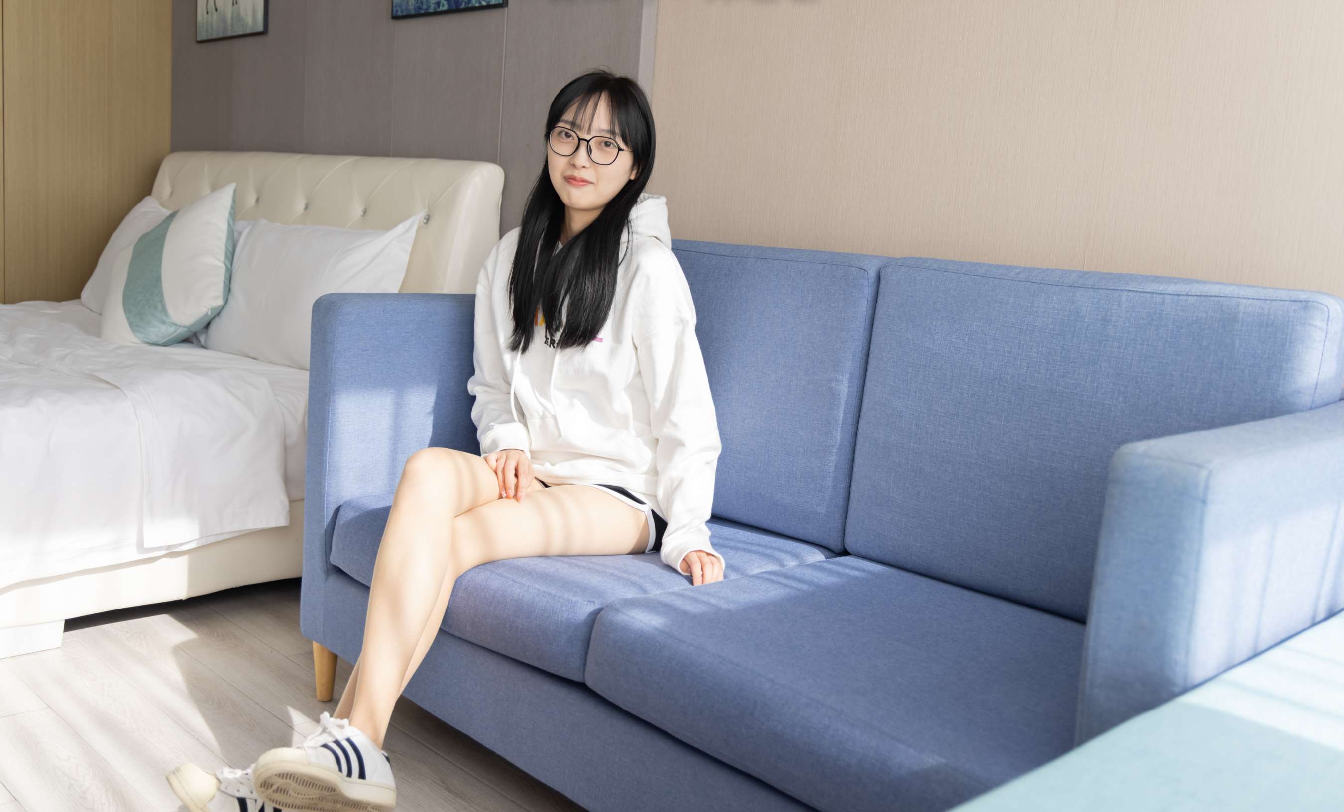 《学妹稚予贝壳头の肉丝脚丫》作品图