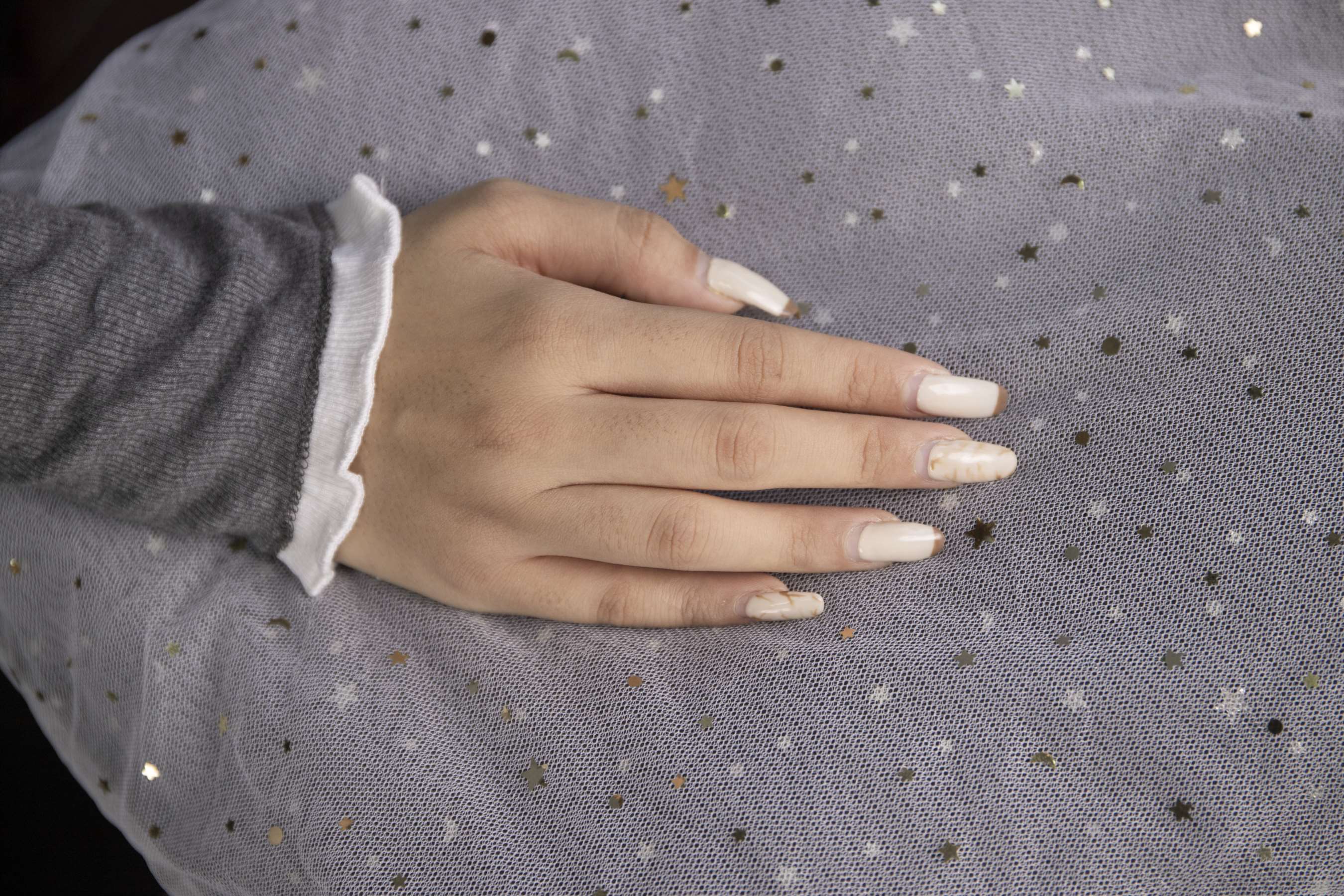 《柳柳二趾长美脚真性感，非常有气质的女生》作品图