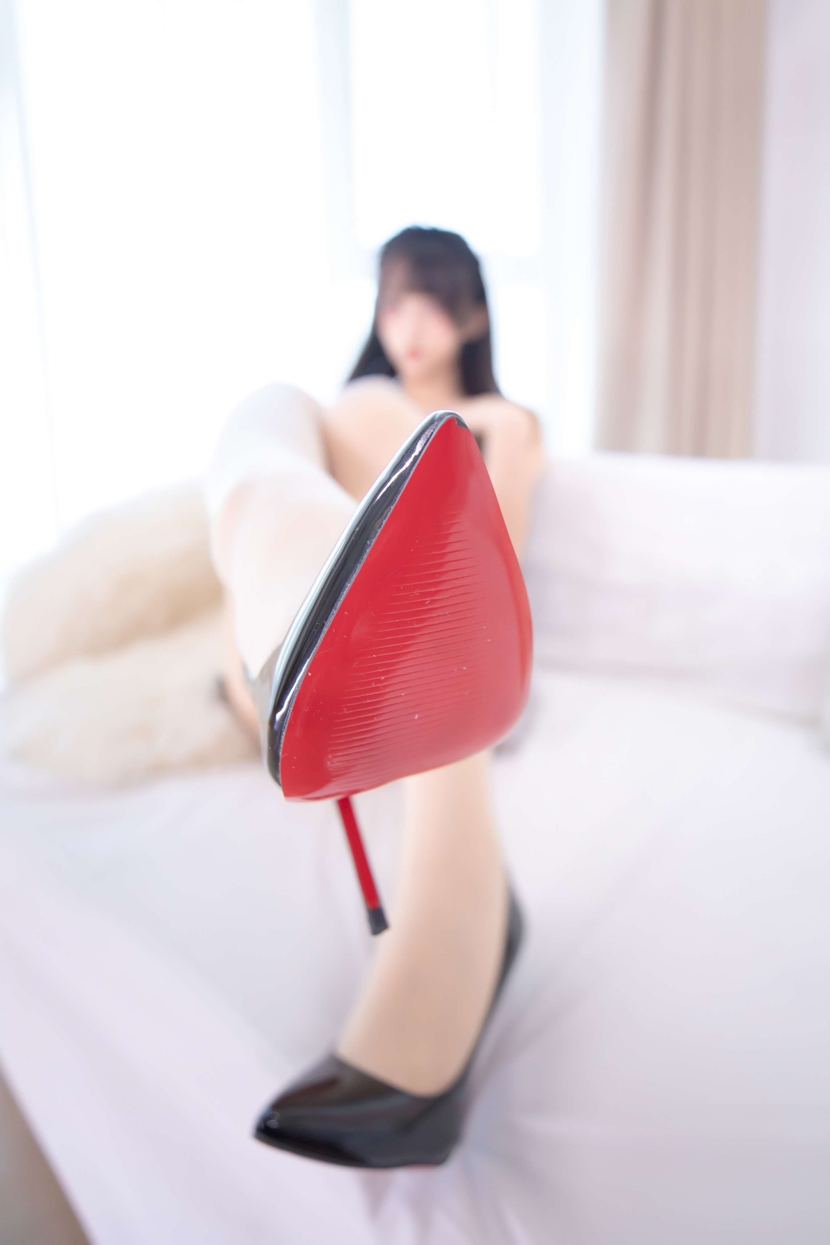 《少女午后红茶》作品图