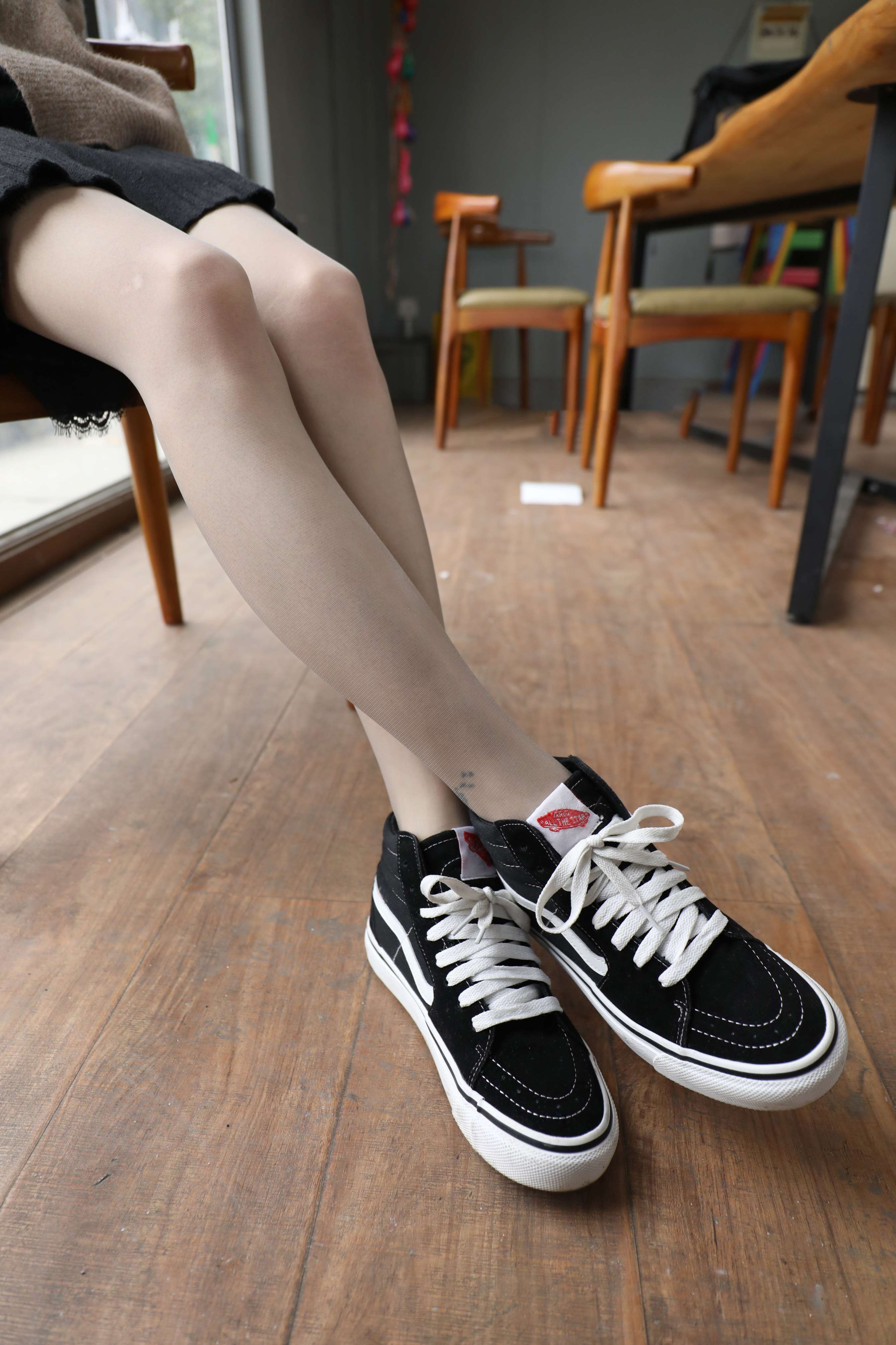 《雨沫肉丝脚丫》作品图