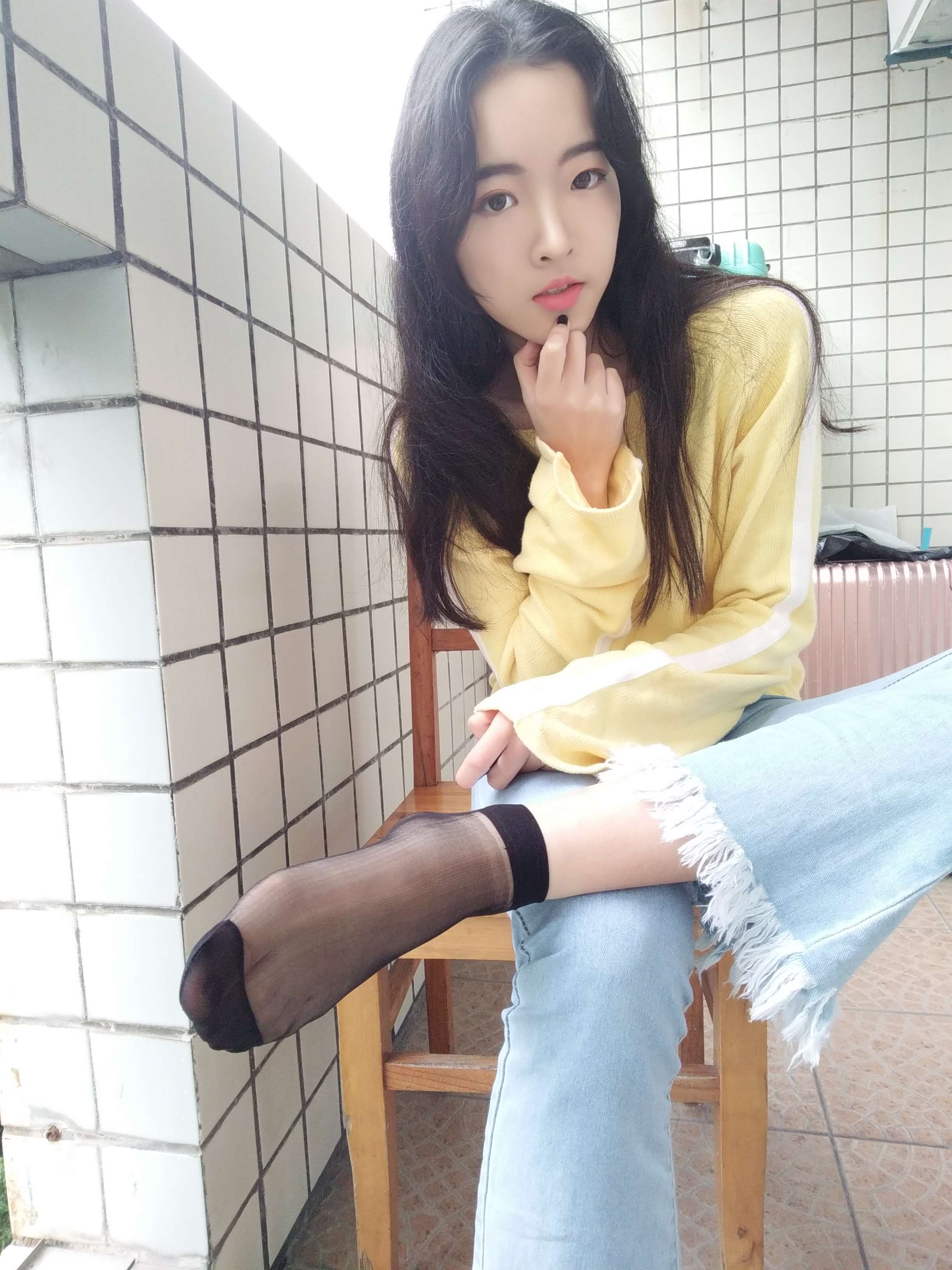 《学妹的短丝脚》作品图