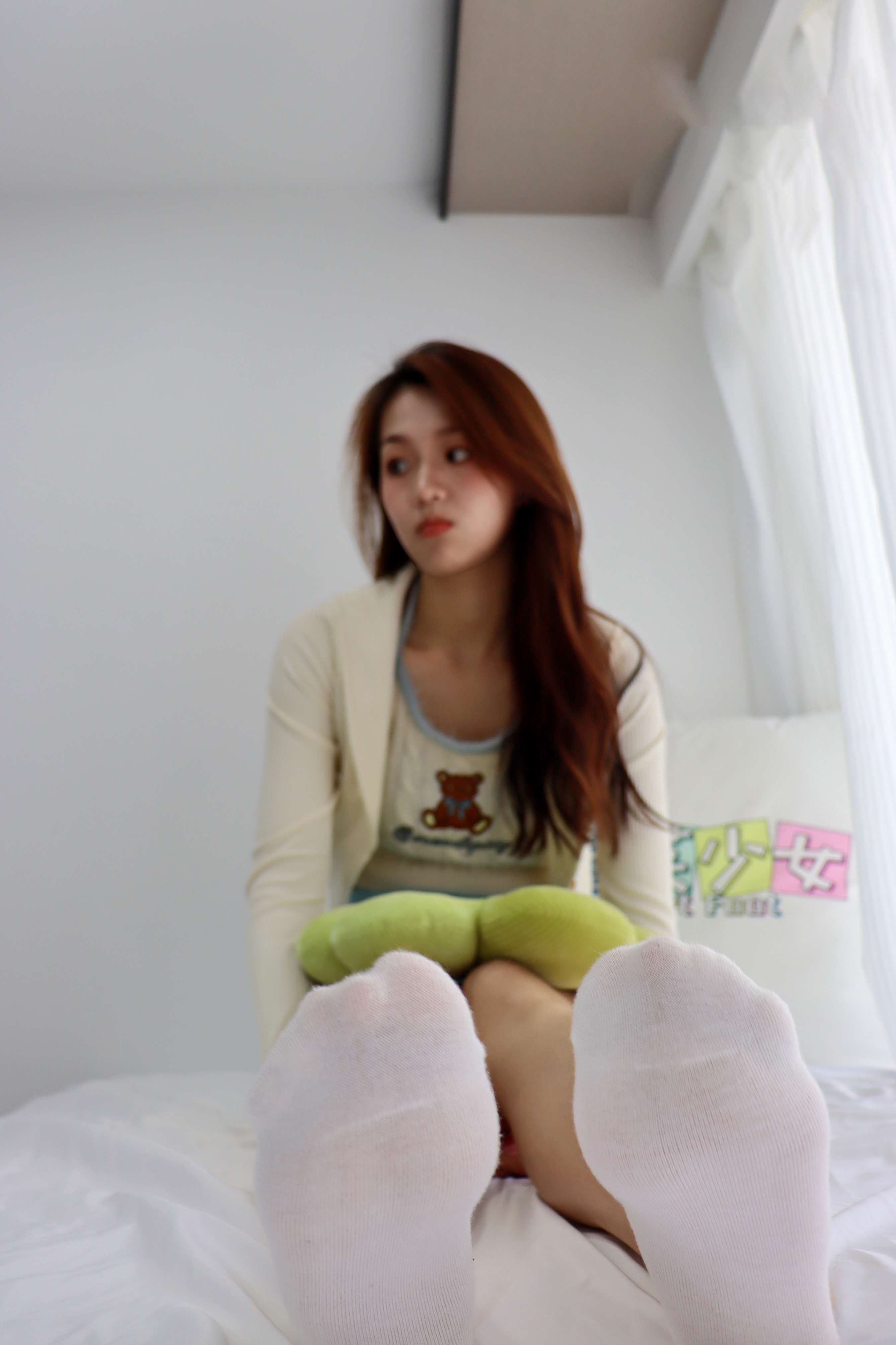 《小家碧王发及腰，情窦初开样妖烧》作品图