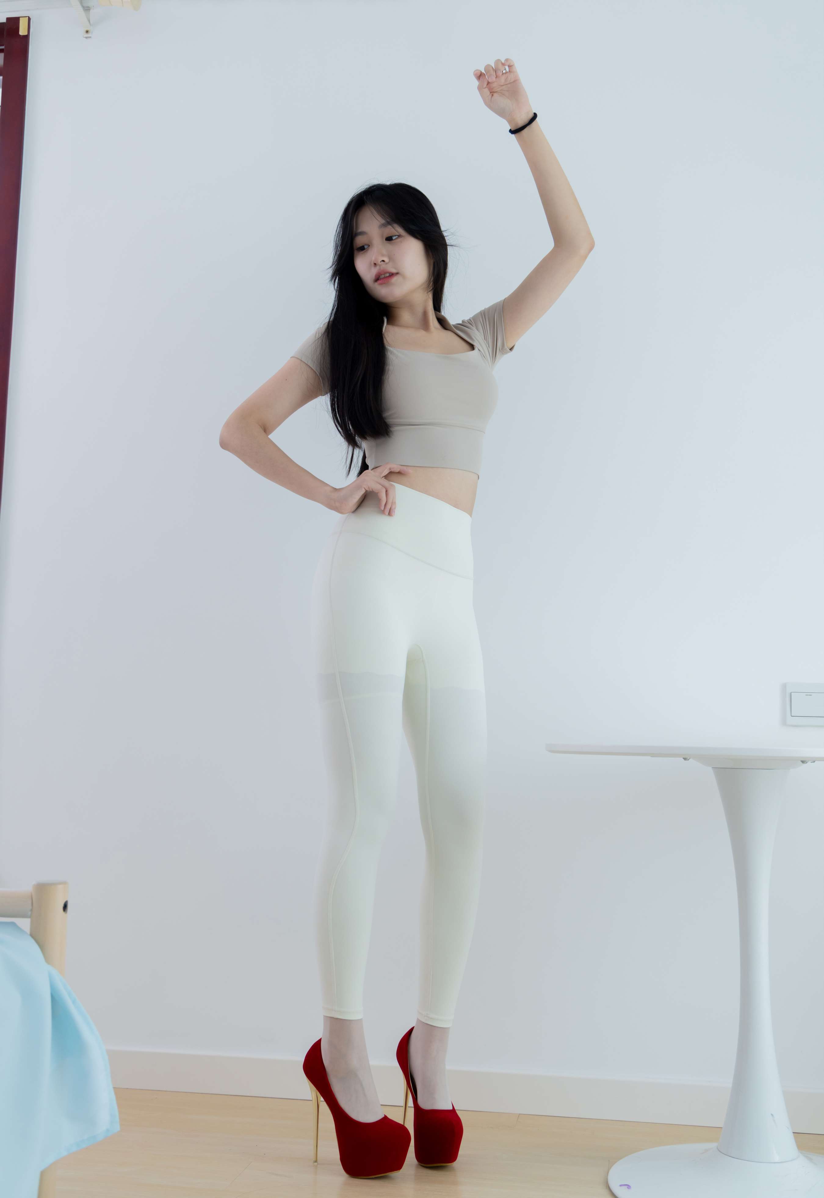 《小敏-阳光和大海》作品图