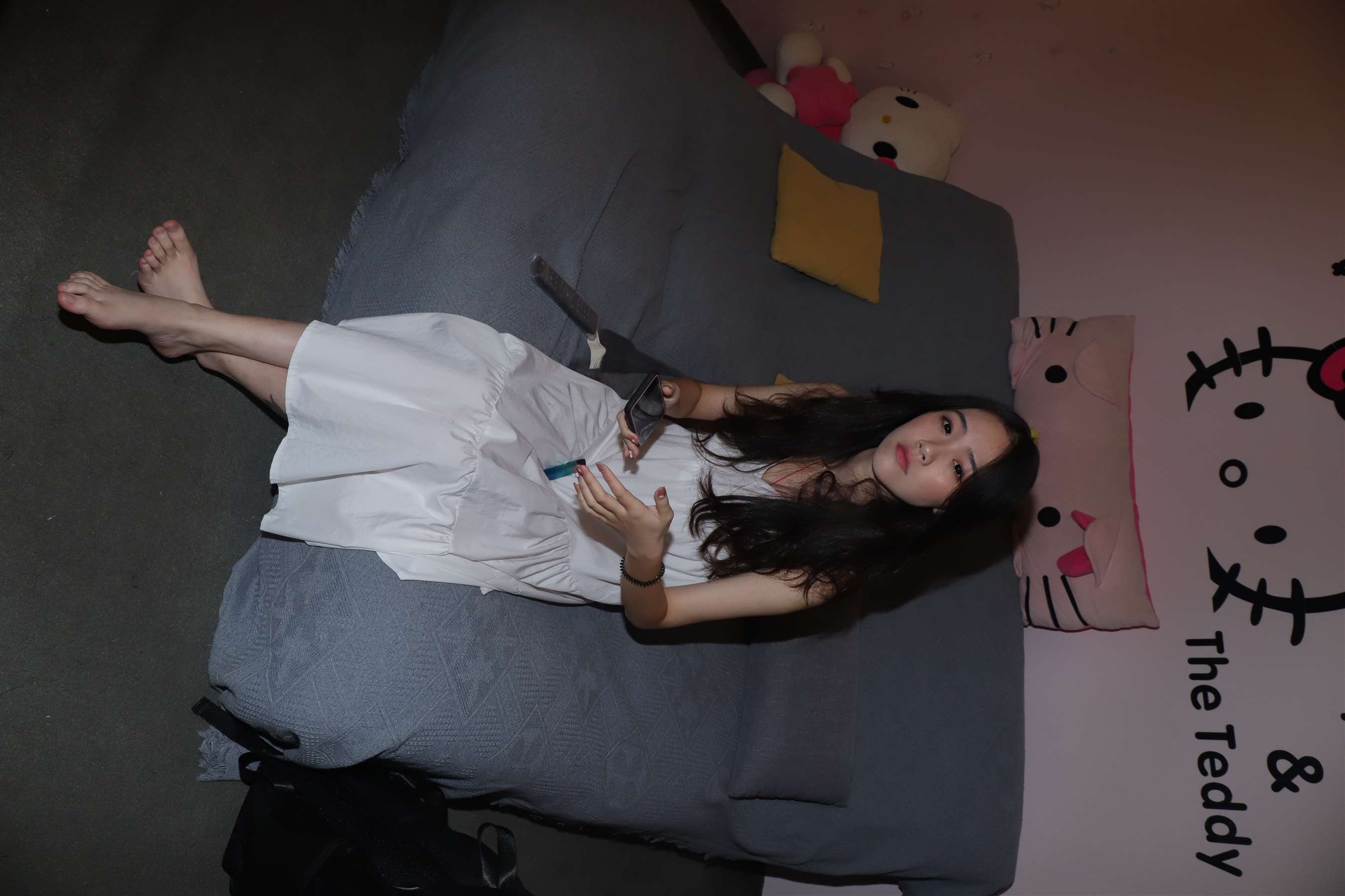 《琪琪首次美妆脚照》作品图