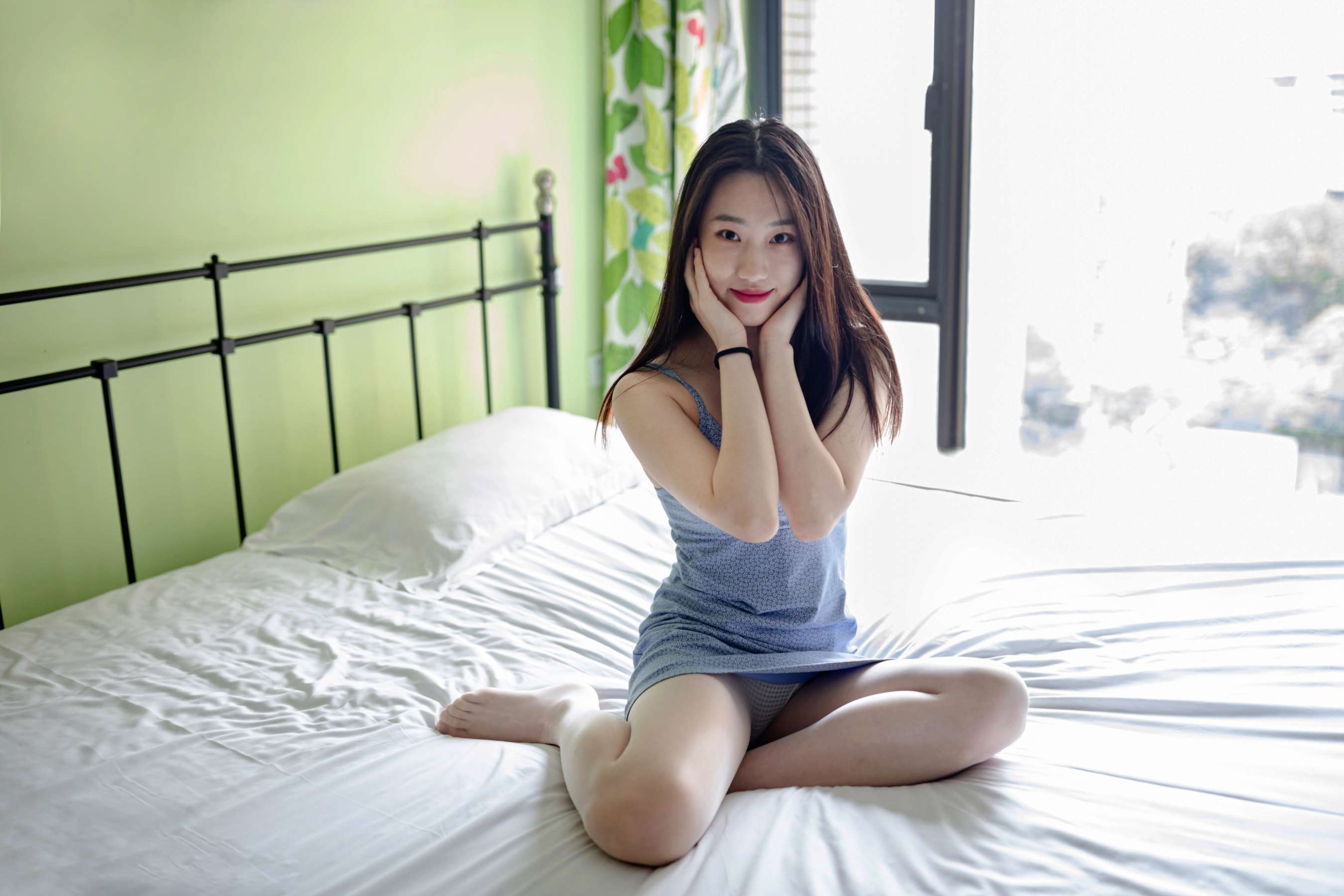 《 铭玥薄白丝》作品图