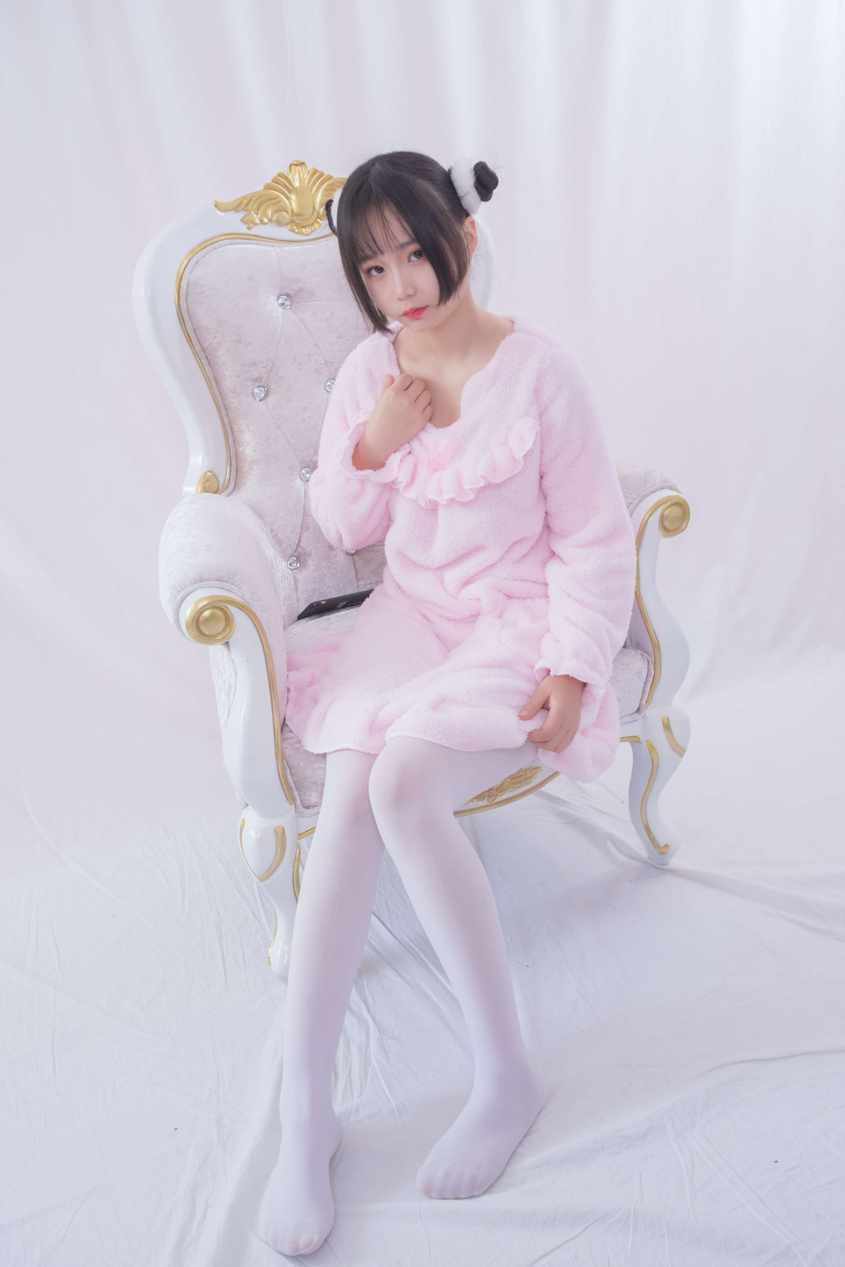 《粉色小可爱白丝足》作品图