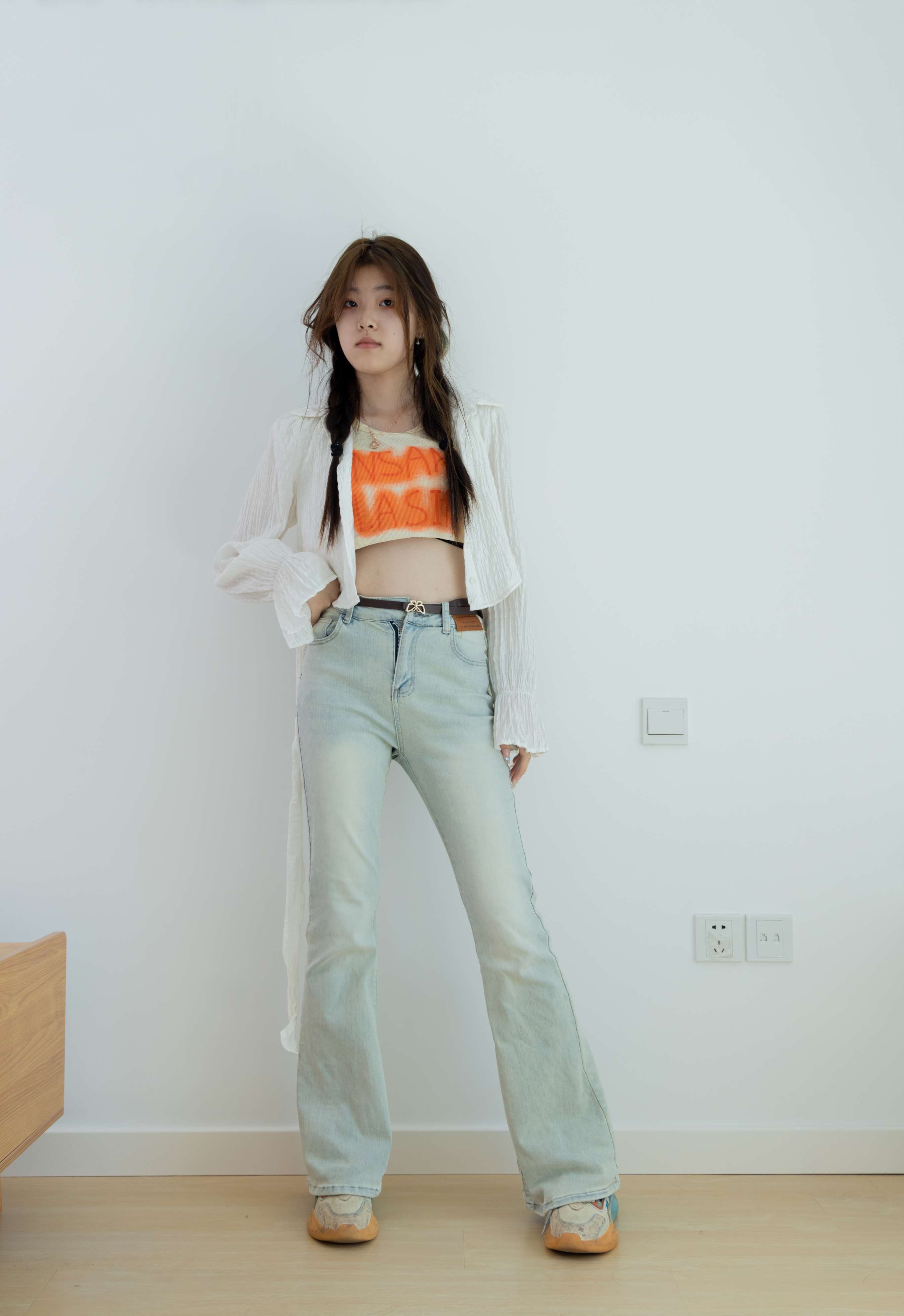 《小谨运动鞋の棉袜脚丫》作品图