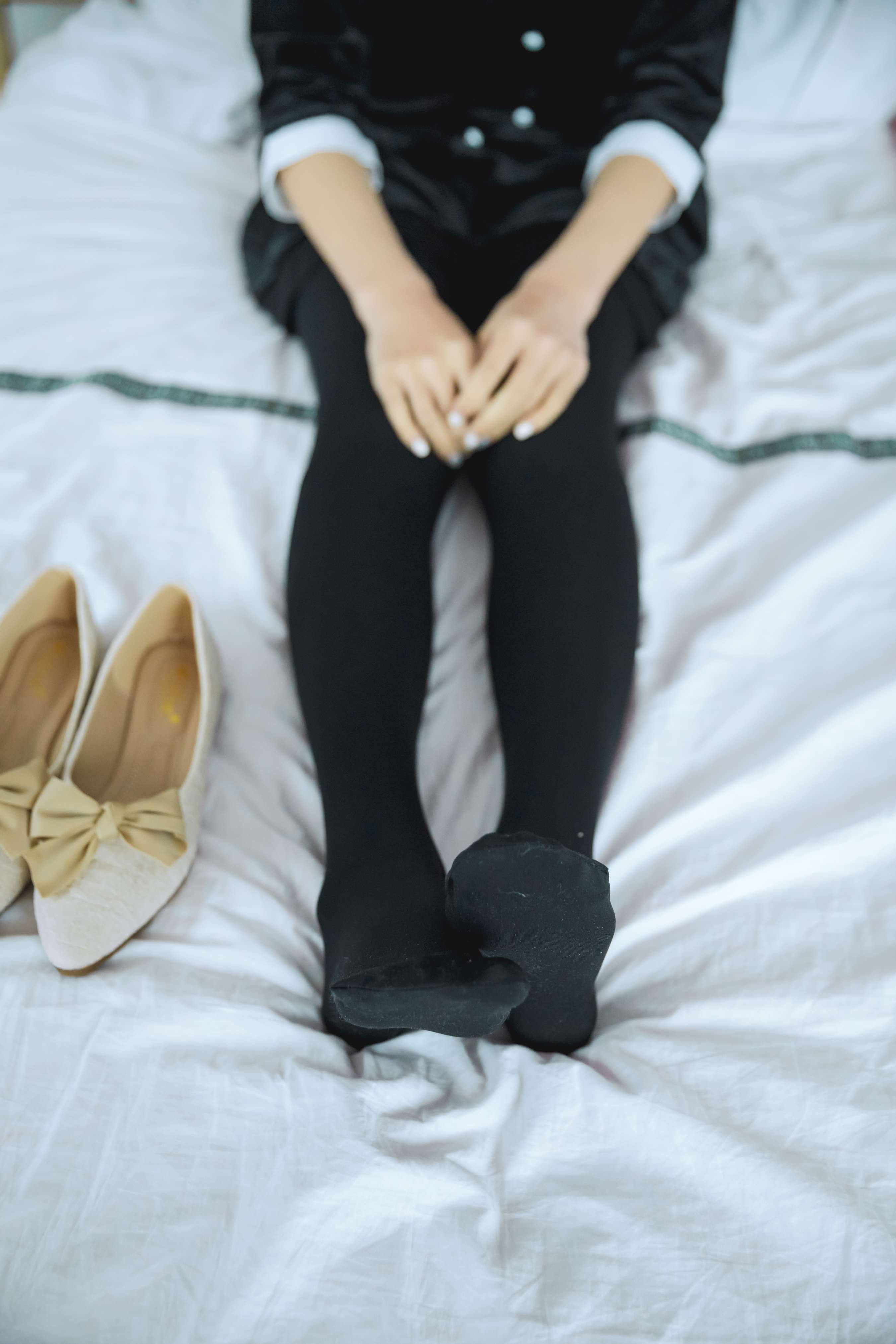 《小姐姐丝足踩香蕉》作品图