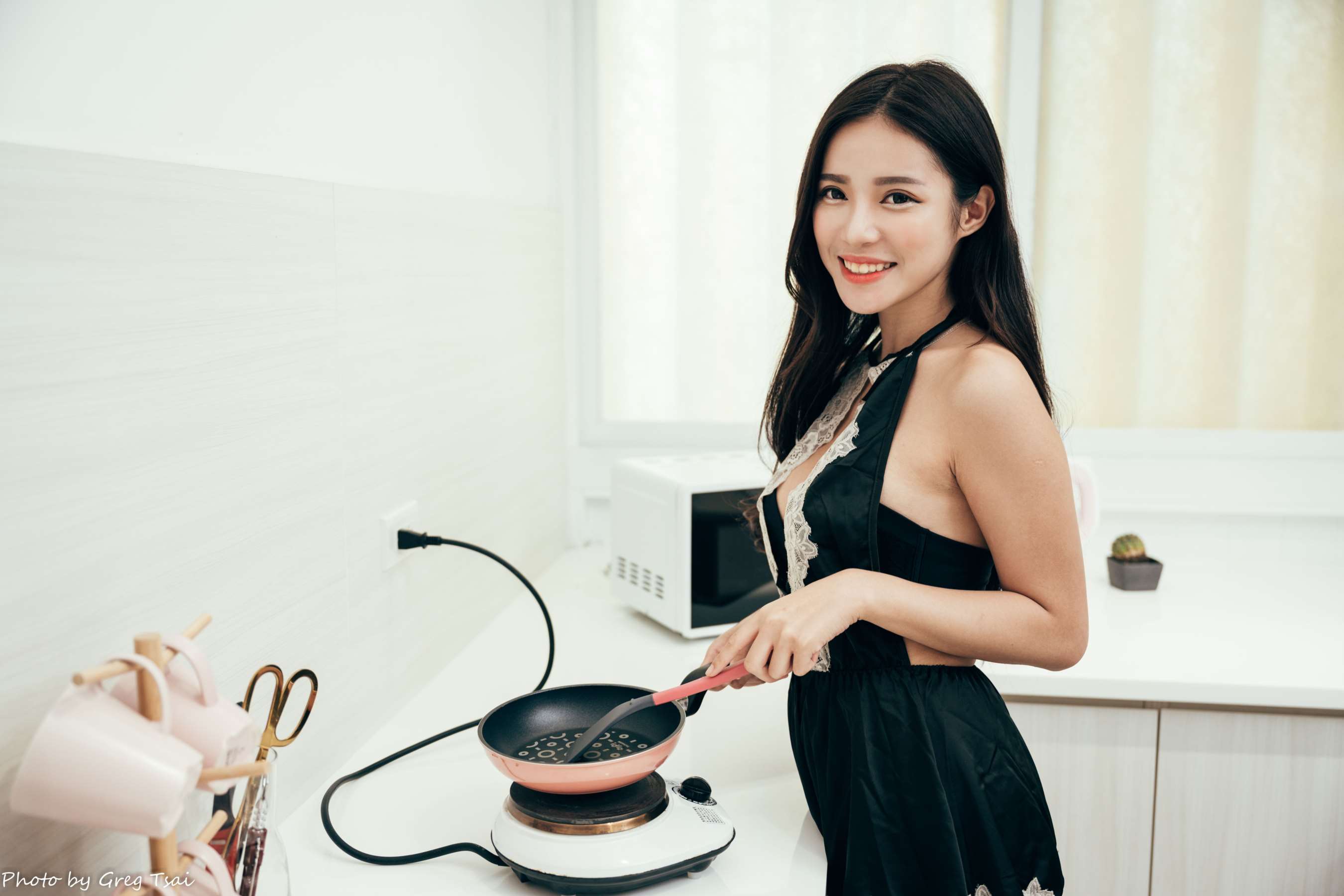 《Vivi - 睡衣居家》作品图