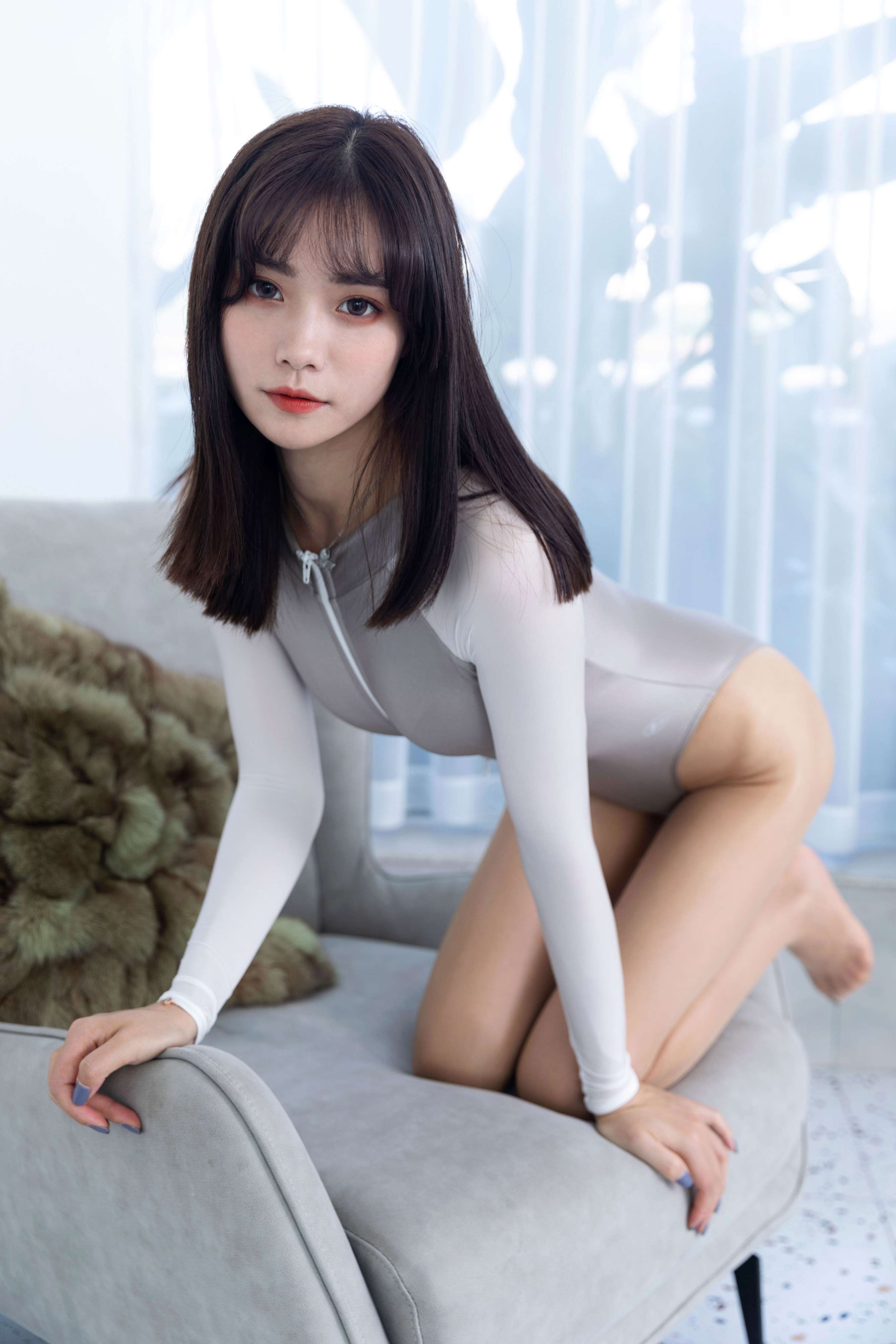 《小姐姐泳衣丝足》作品图