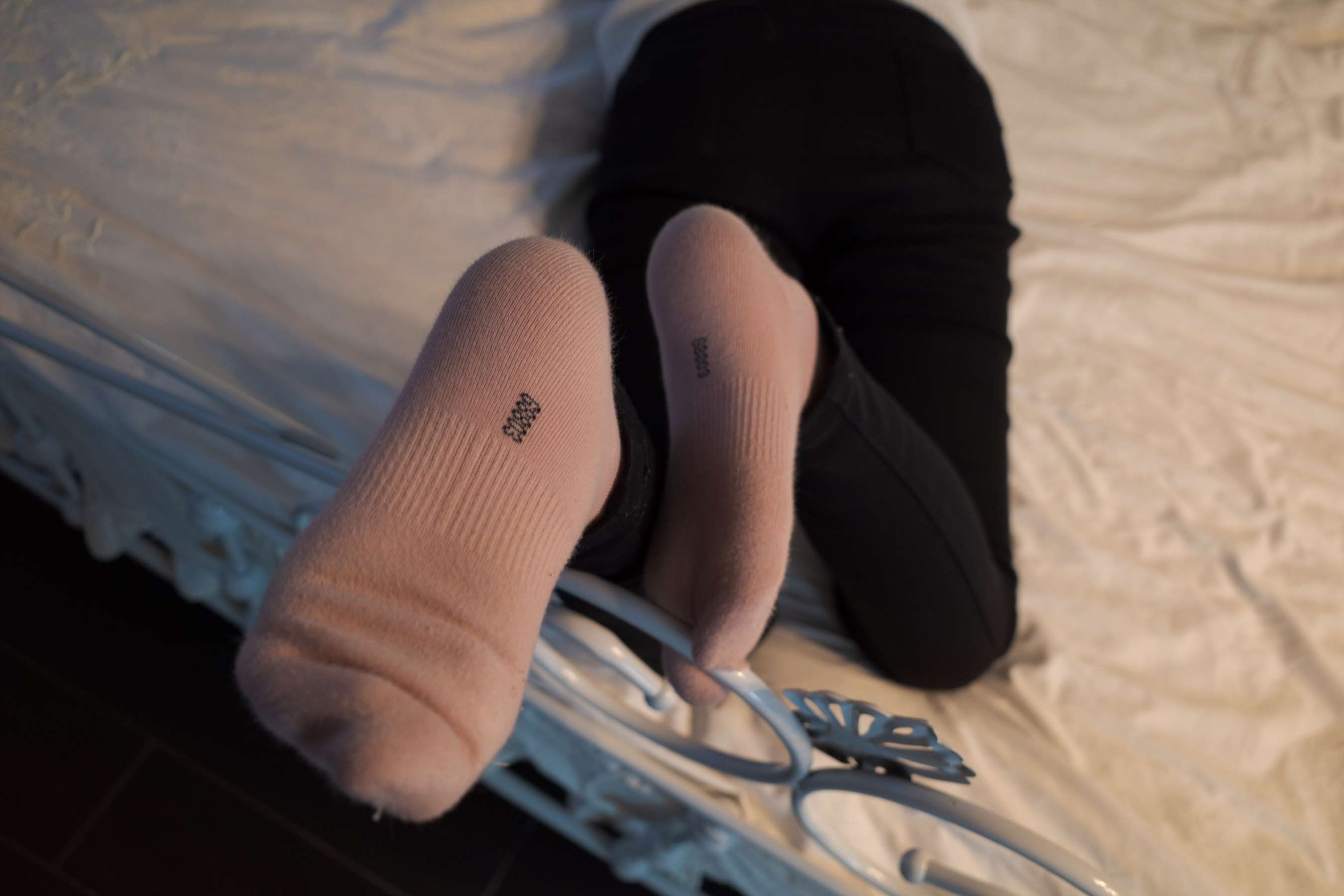 《师妹的灰丝足》作品图